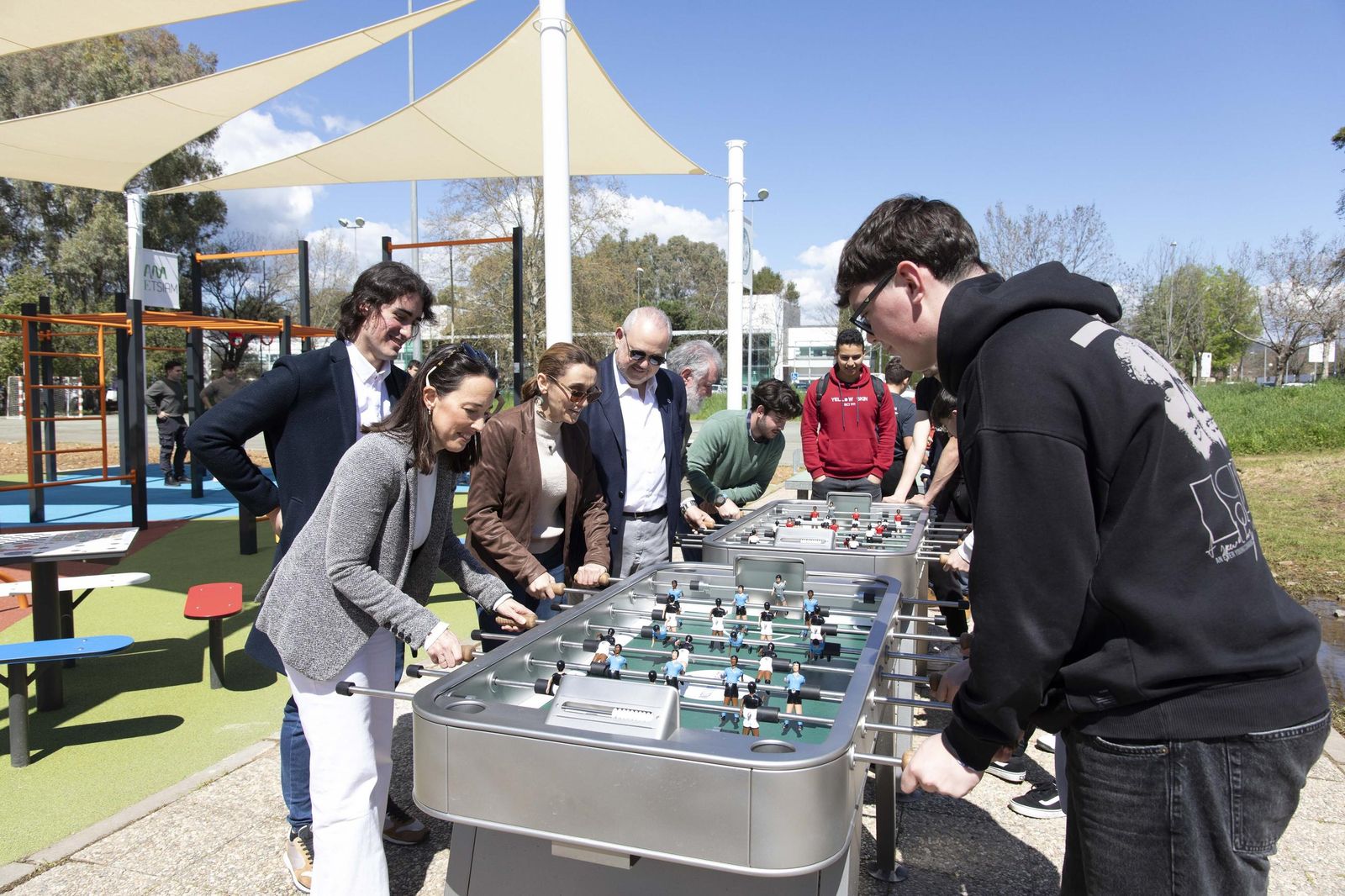 El parque de calistenia del Campus de Rabanales, en imágenes