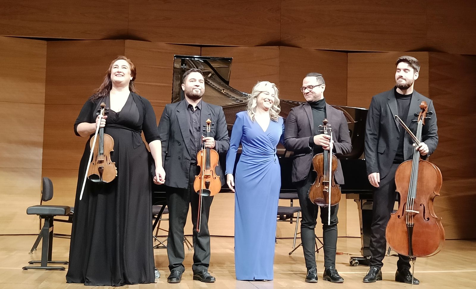 Paula Coronas y el Cuarteto Elan.