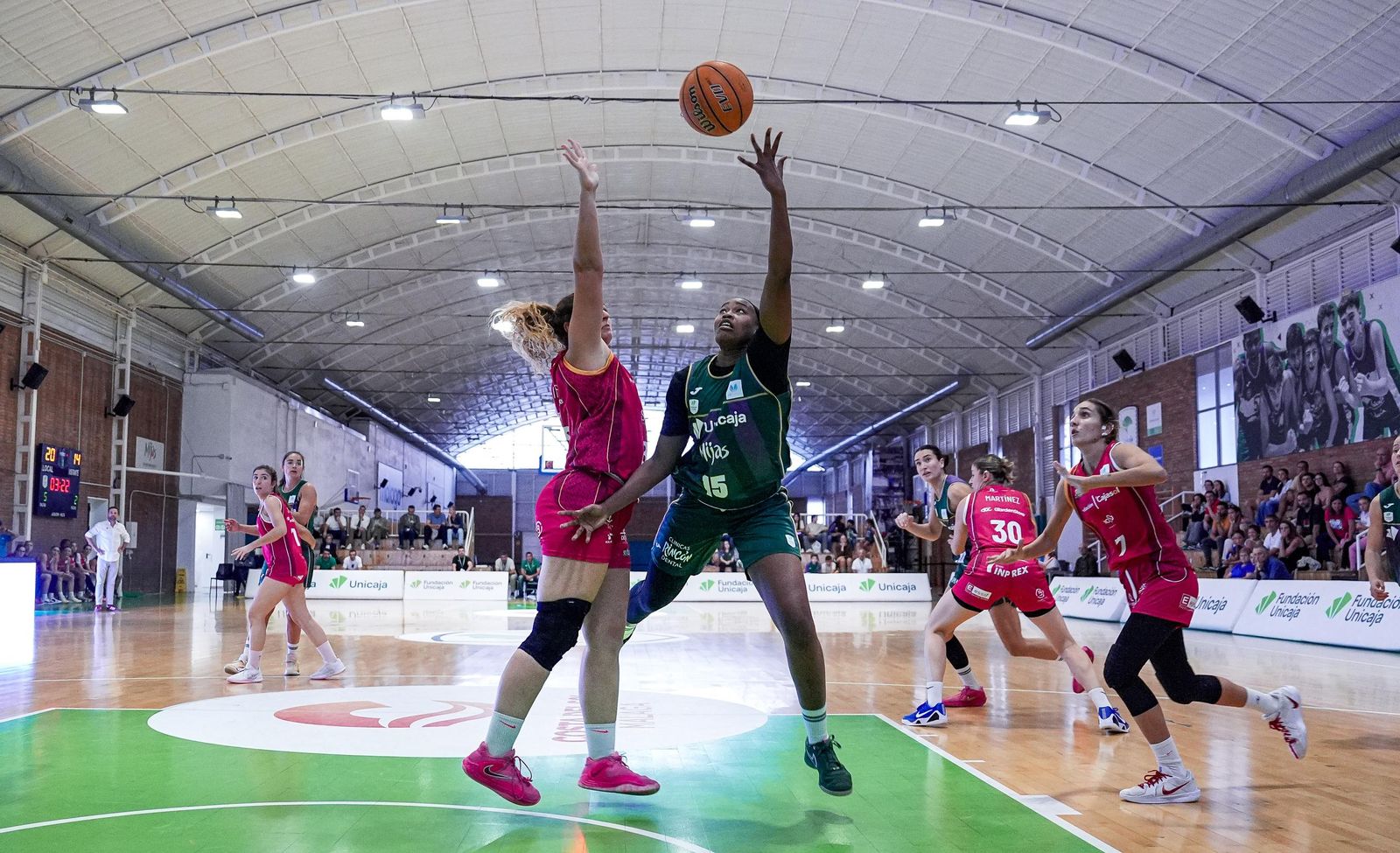 El Unicaja Mijas arrasa en el derbi andaluz al Sevilla (100-59)