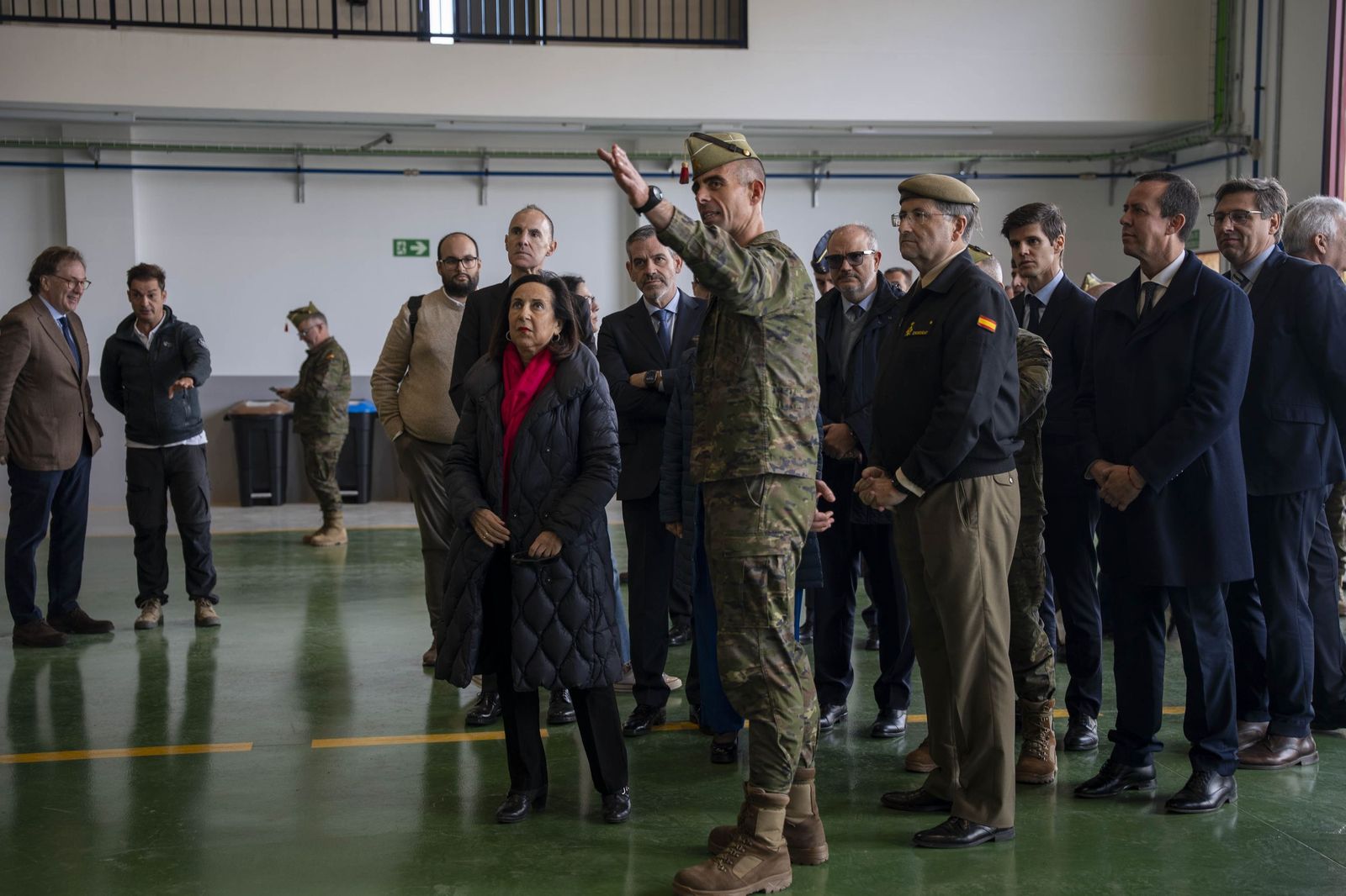 Margarita Robles entrega en Viator los primeros vehículos 8x8 ‘Dragón’ al Ejército de Tierra