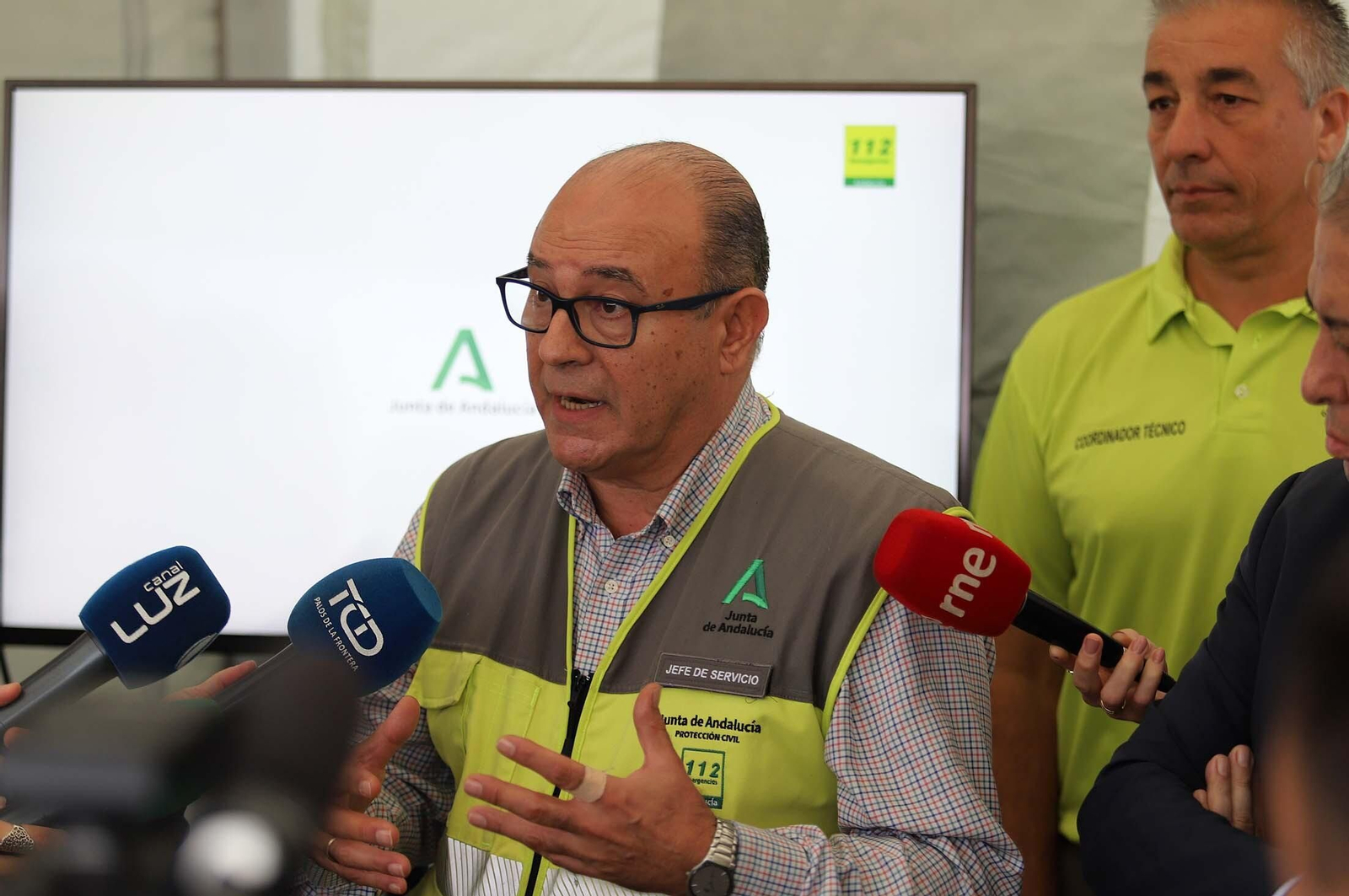 Simulacro de accidente en el Puerto de Huelva dentro del ejercicio regional RespuestA22, en imágenes