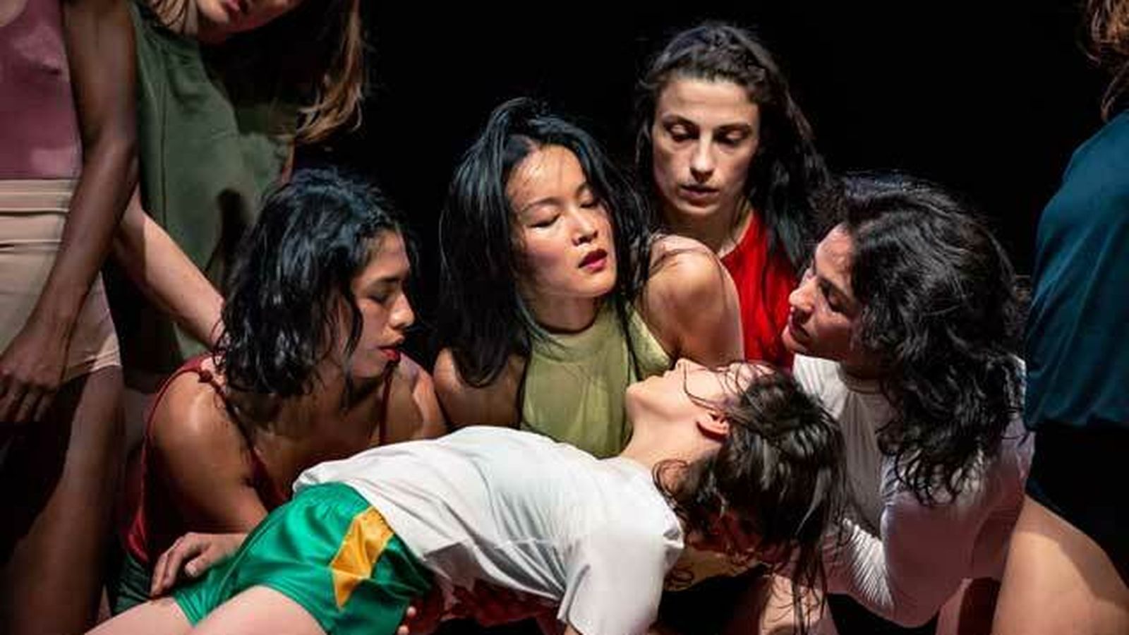 El montaje de danza contemporánea 'The Sea Within', de Lisbeth Gruwez.