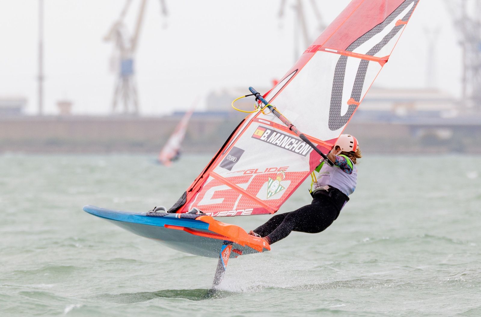 La sevillana Blanca Manchón, durante las regatas del viernes.