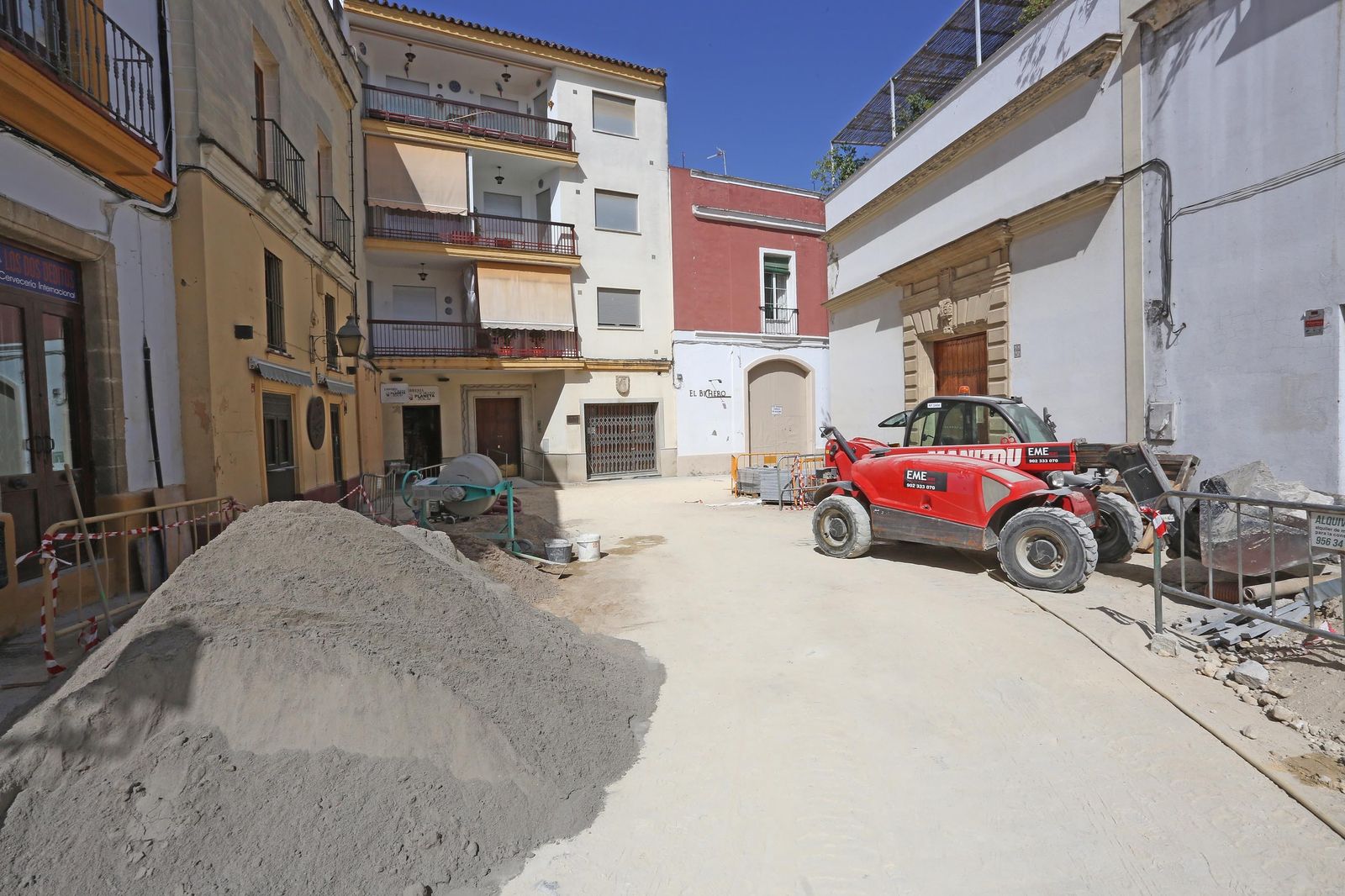 Obras en Jerez, cambio de pavimento en calles del centro