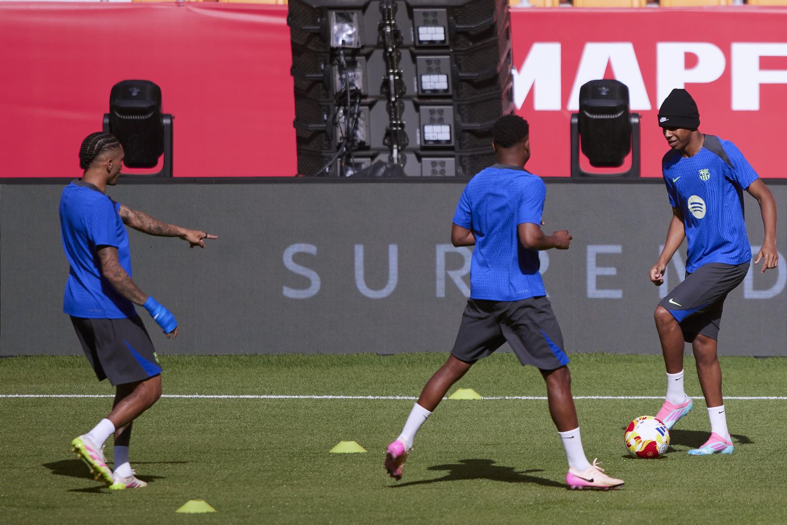 La fotos del día antes de la final de Copa Barcelona - Real Madrid