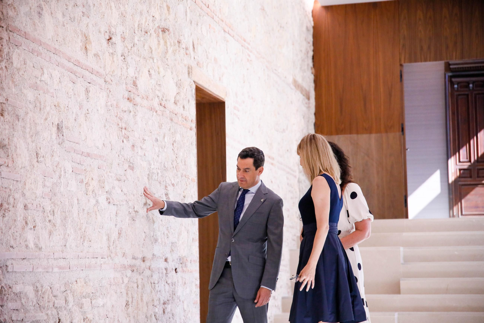 Imágemes de la casa consistorial de Almería