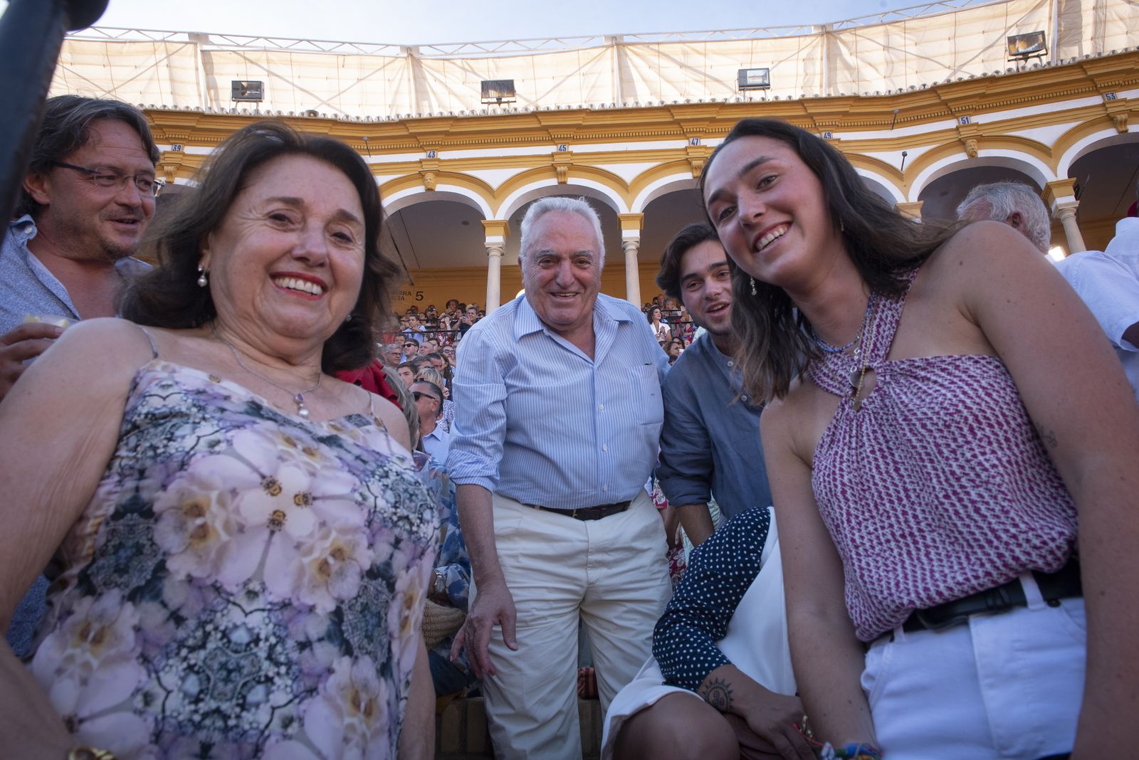 FAMILIA CONTRERAS  CARO