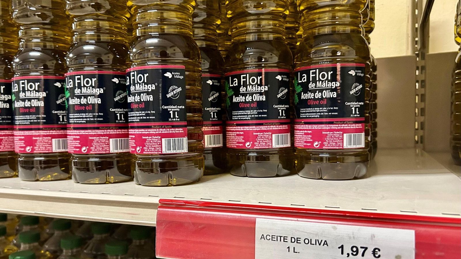 Los precios raramente supera el euro, como es el caso del aceite de oliva, que no llega a dos.