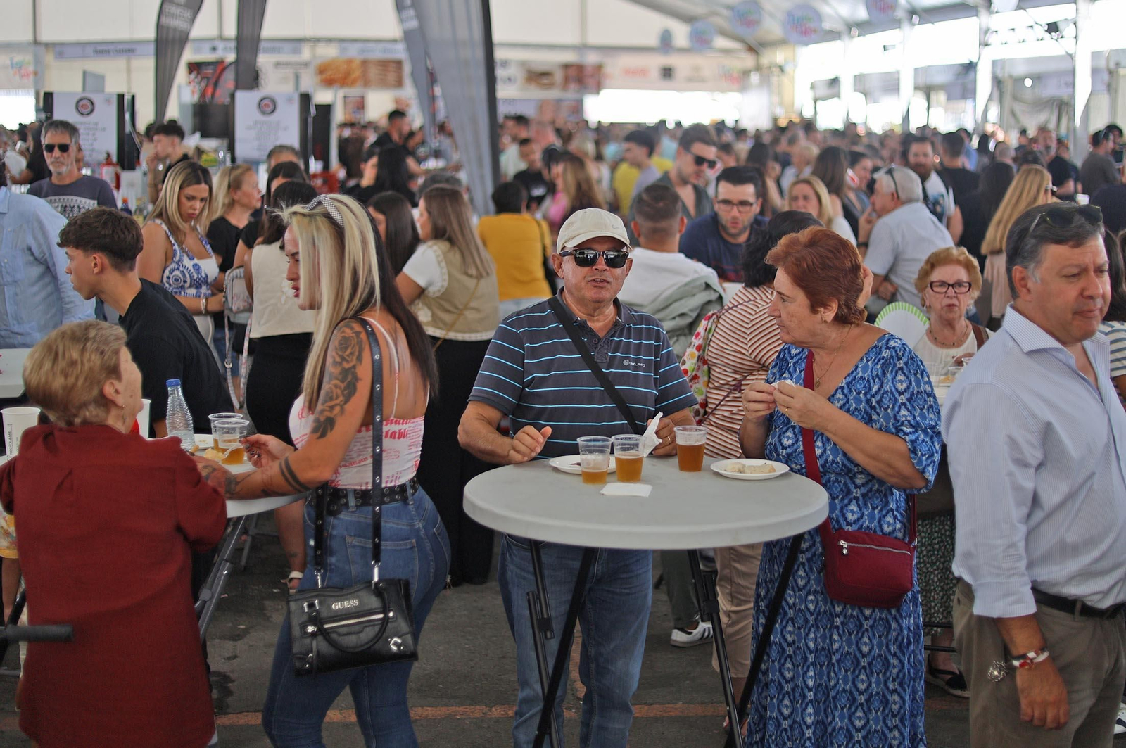 Imágenes de la Feria de la Tapa de Huelva en la mañana del domingo