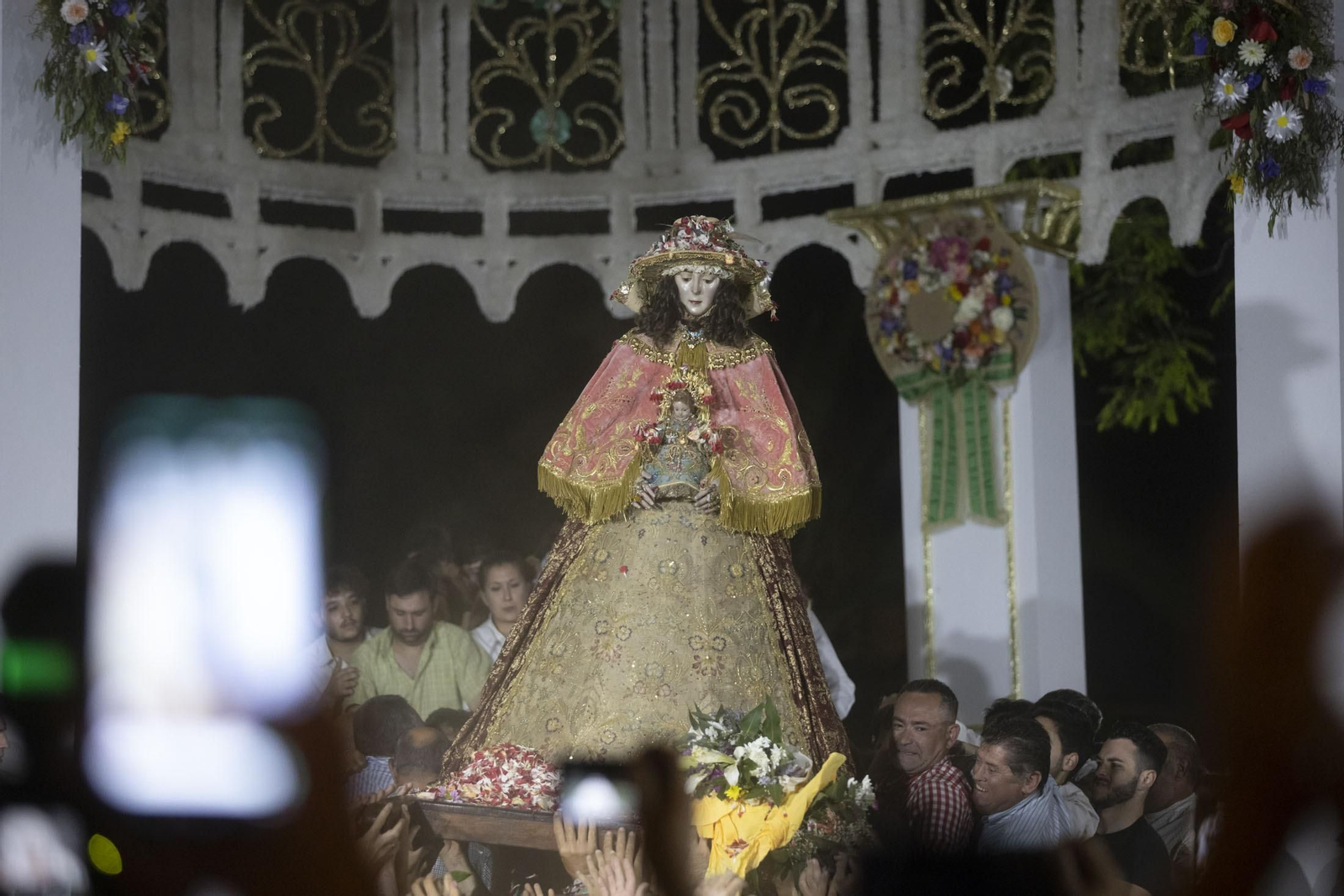 Imágenes del traslado de la Virgen del Rocío de Almonte hasta El Chaparral