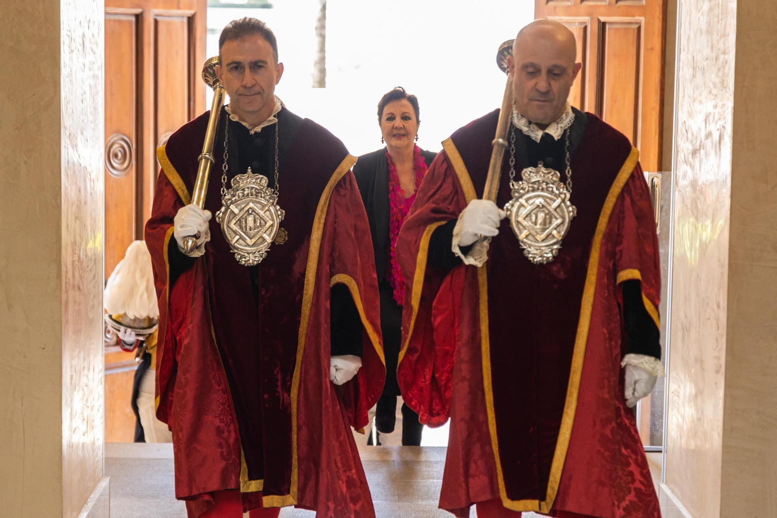 Carmen Linares es distinguida como hija predilecta