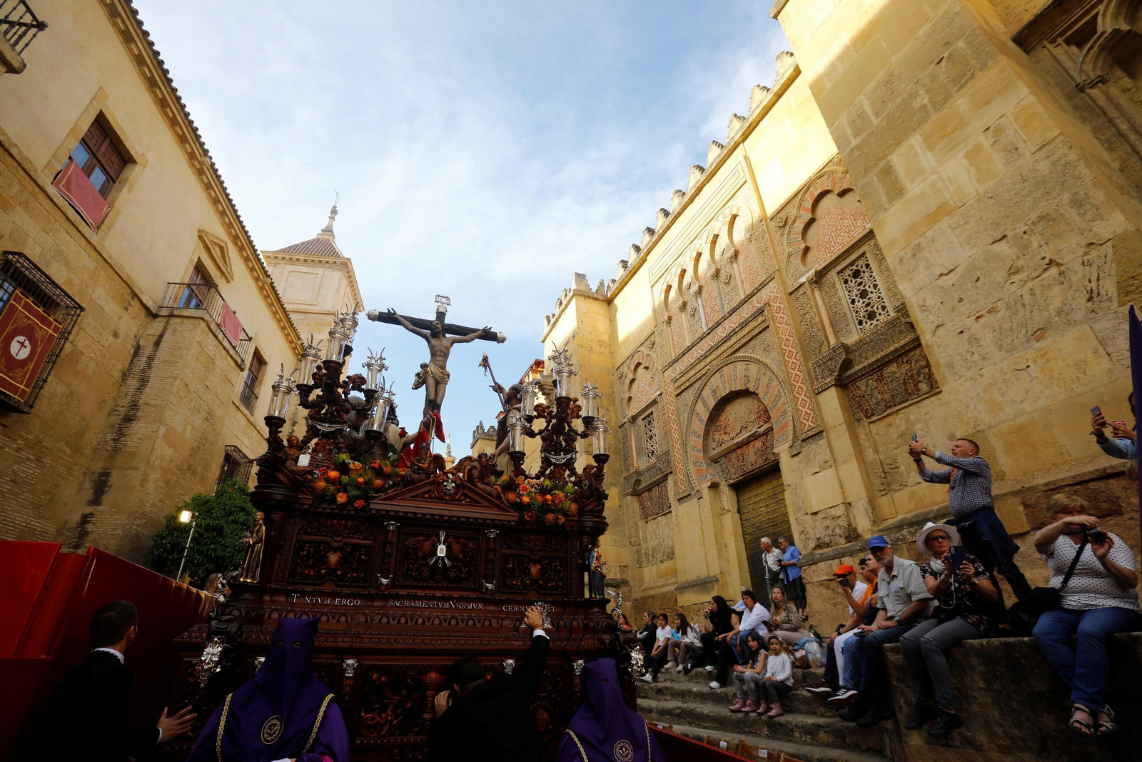 Martes Santo en Córdoba: procesión de la Hermandad de la Agonía