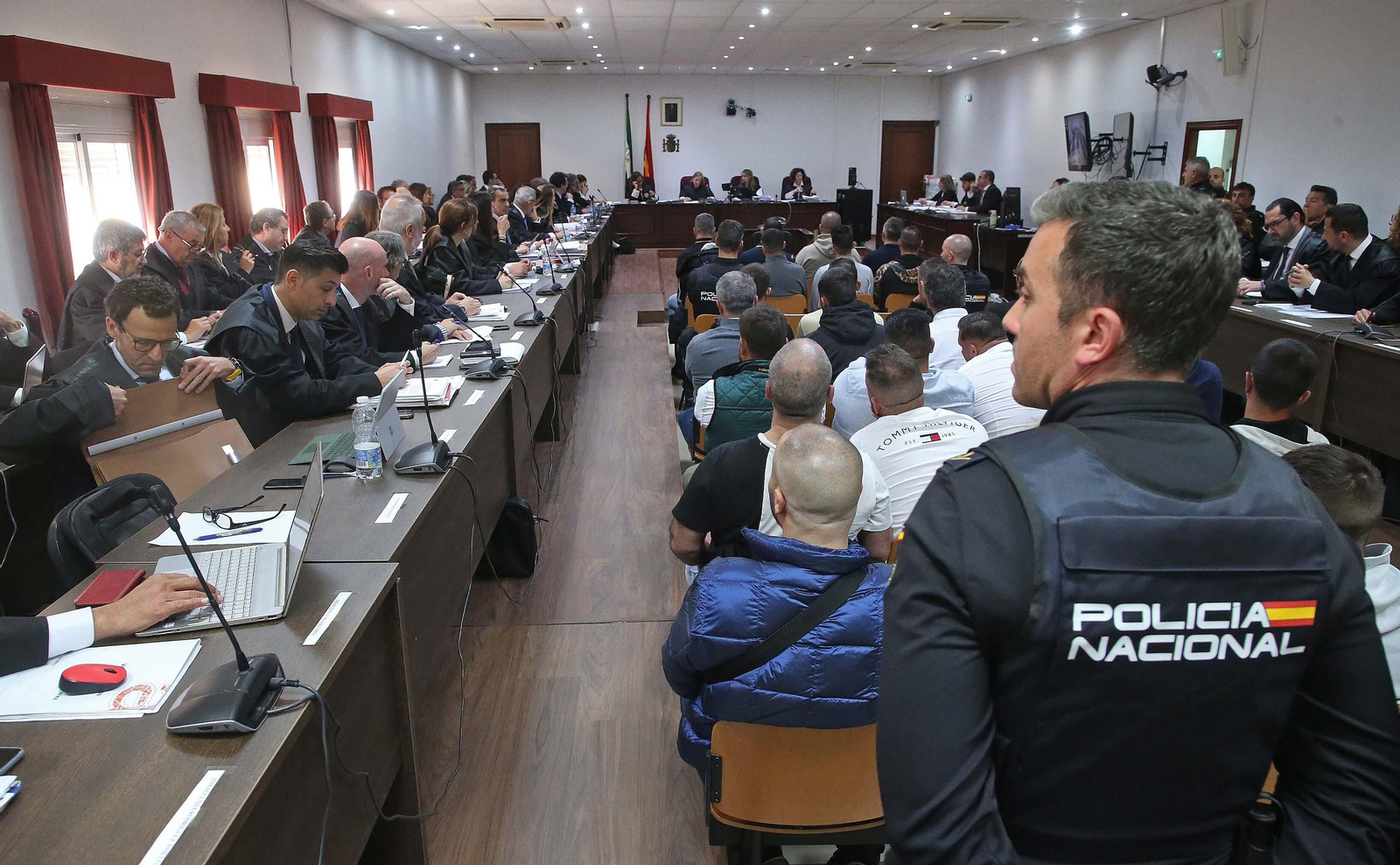 Fotos del inicio del macrojuicio contra Los Castañas en Algeciras