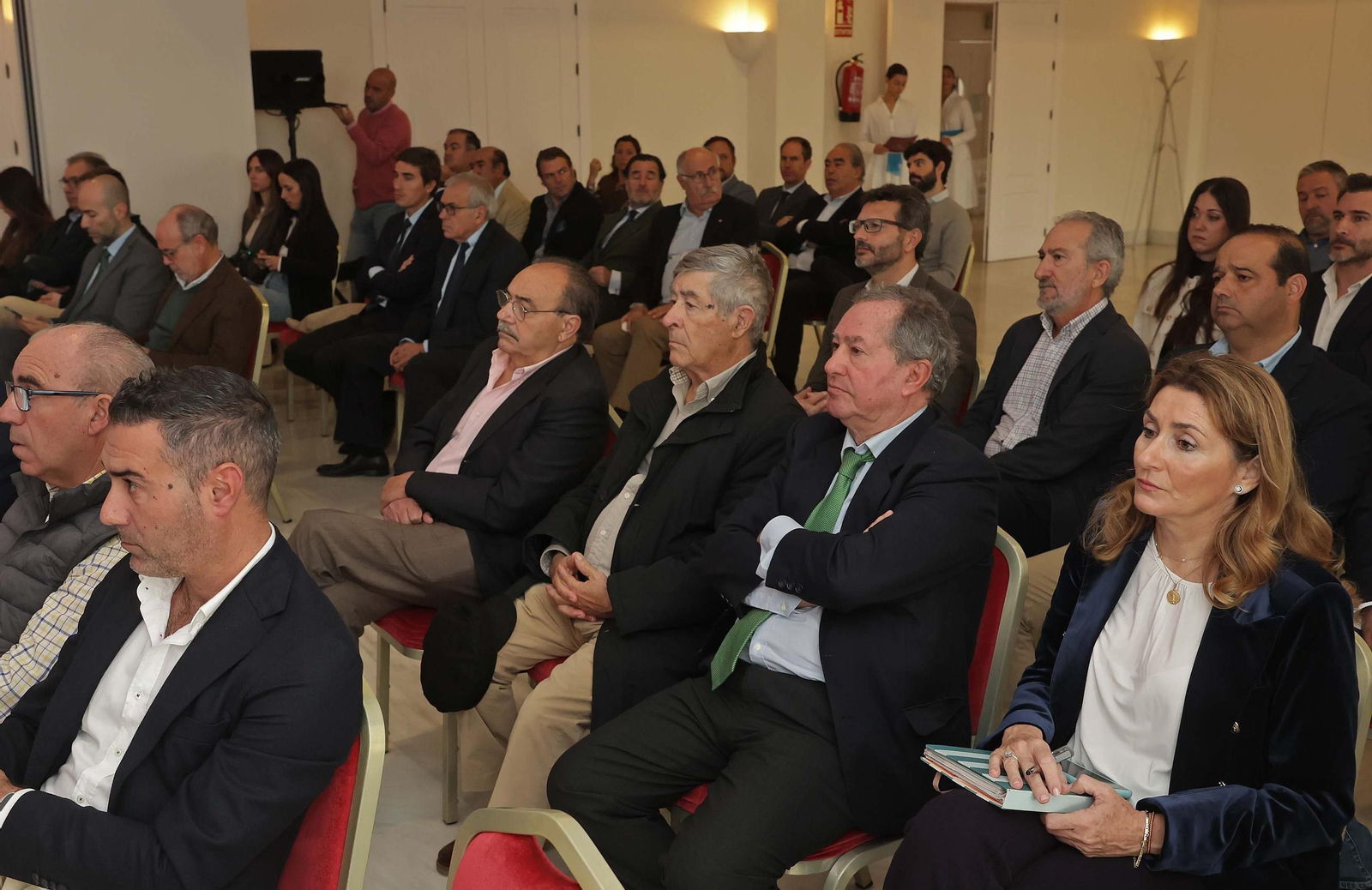 Fotos del Desayuno coloquio Nuevos retos del almacenamiento en la era de la bioenergía en Los Barrios y el Campo de Gibraltar de Europa Sur y Olivia Energy Group