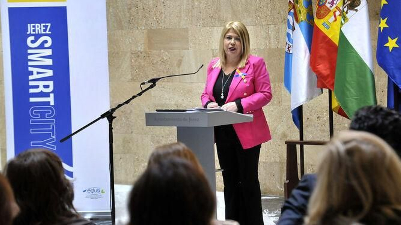 La alcaldesa y secretaria local del PSOE, Mamen Sánchez.