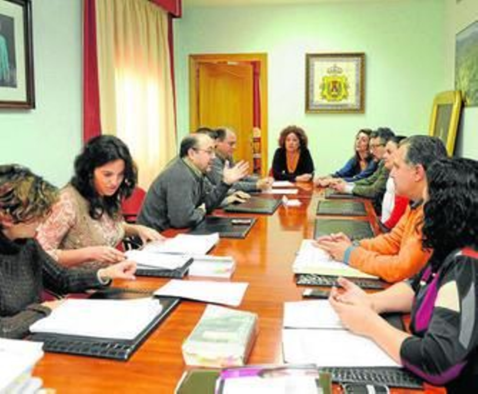 Un gobierno de brazos caídos