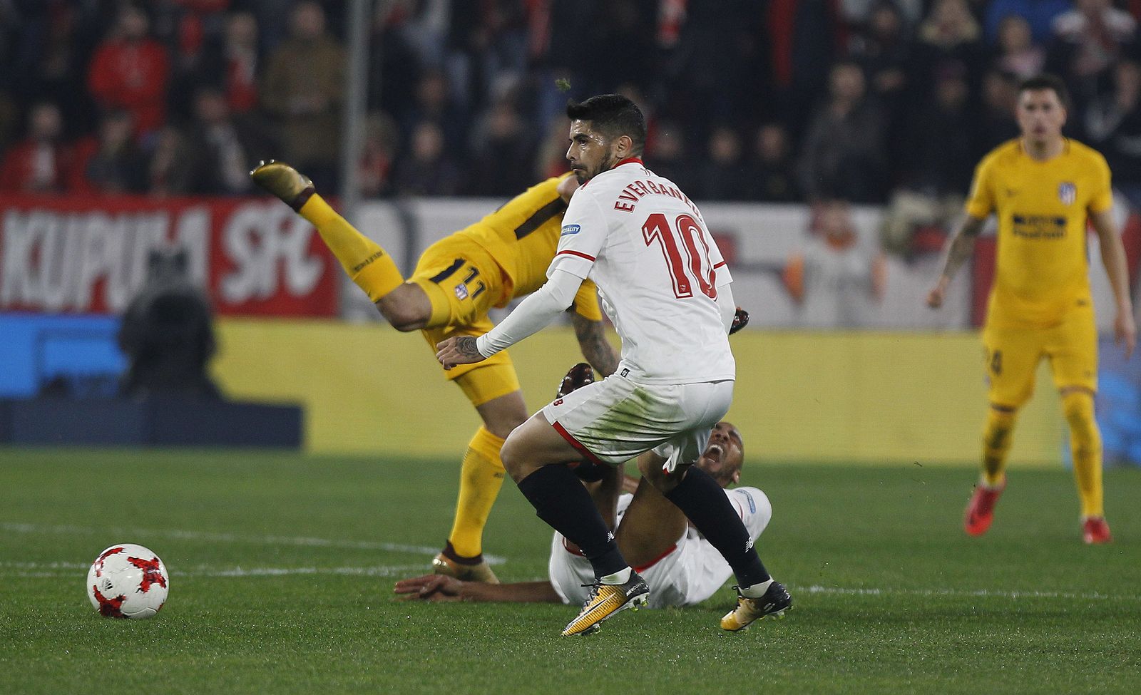 El Sevilla FC-Atlético de Madrid de Copa, en imágenes