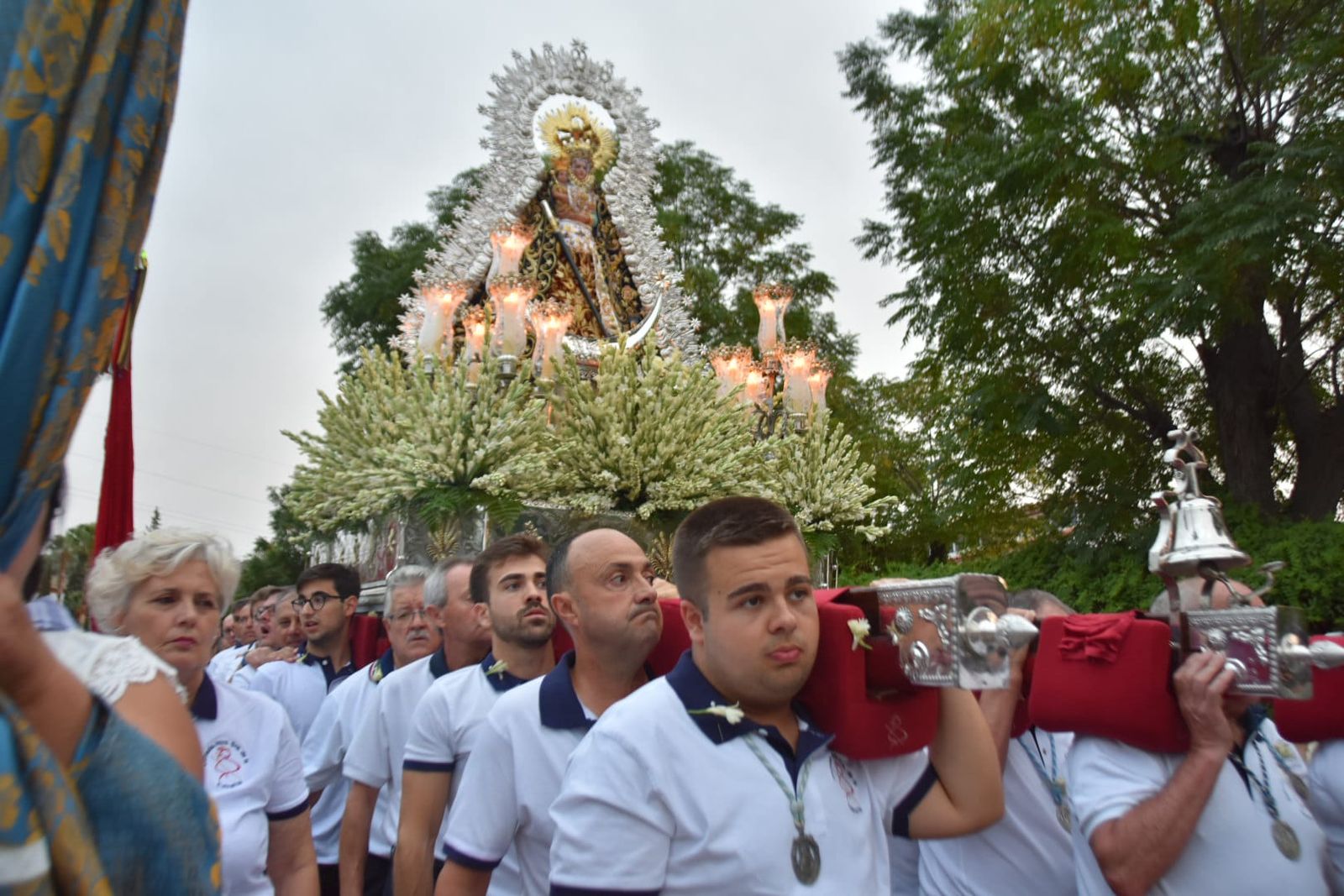 La procesión de la Virgen de la Estrella en Villa del Río, en imágenes