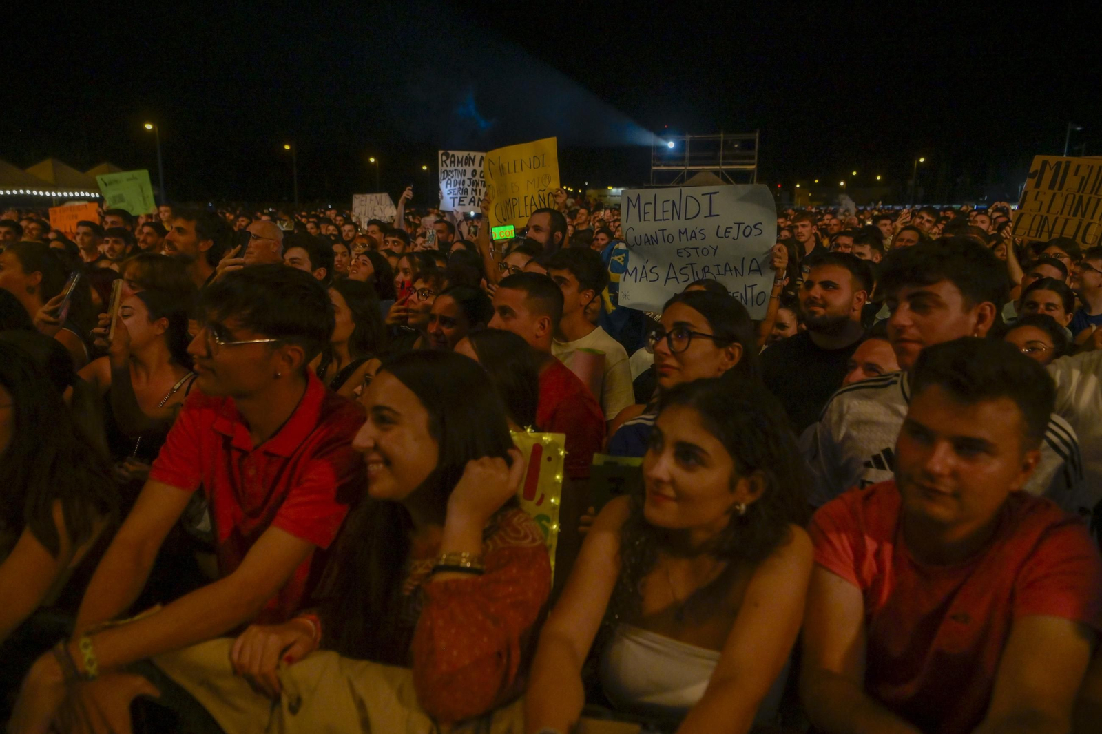Todas las imágenes del concierto de Melendi en Cortijo Conde