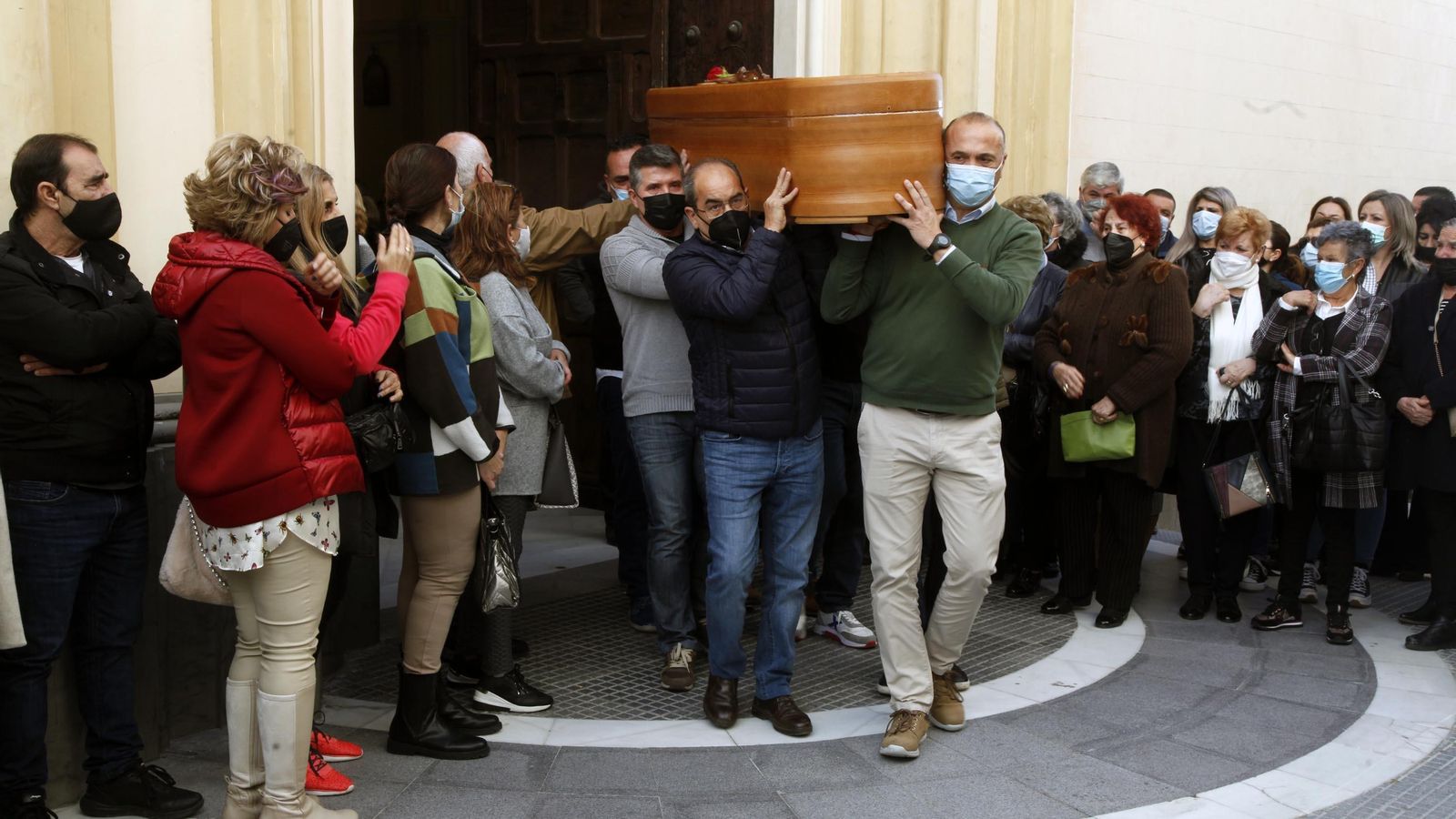 Los restos de Juan Antonio Cordero tras el funeral oficiado en Santo Domingo de Guzmám