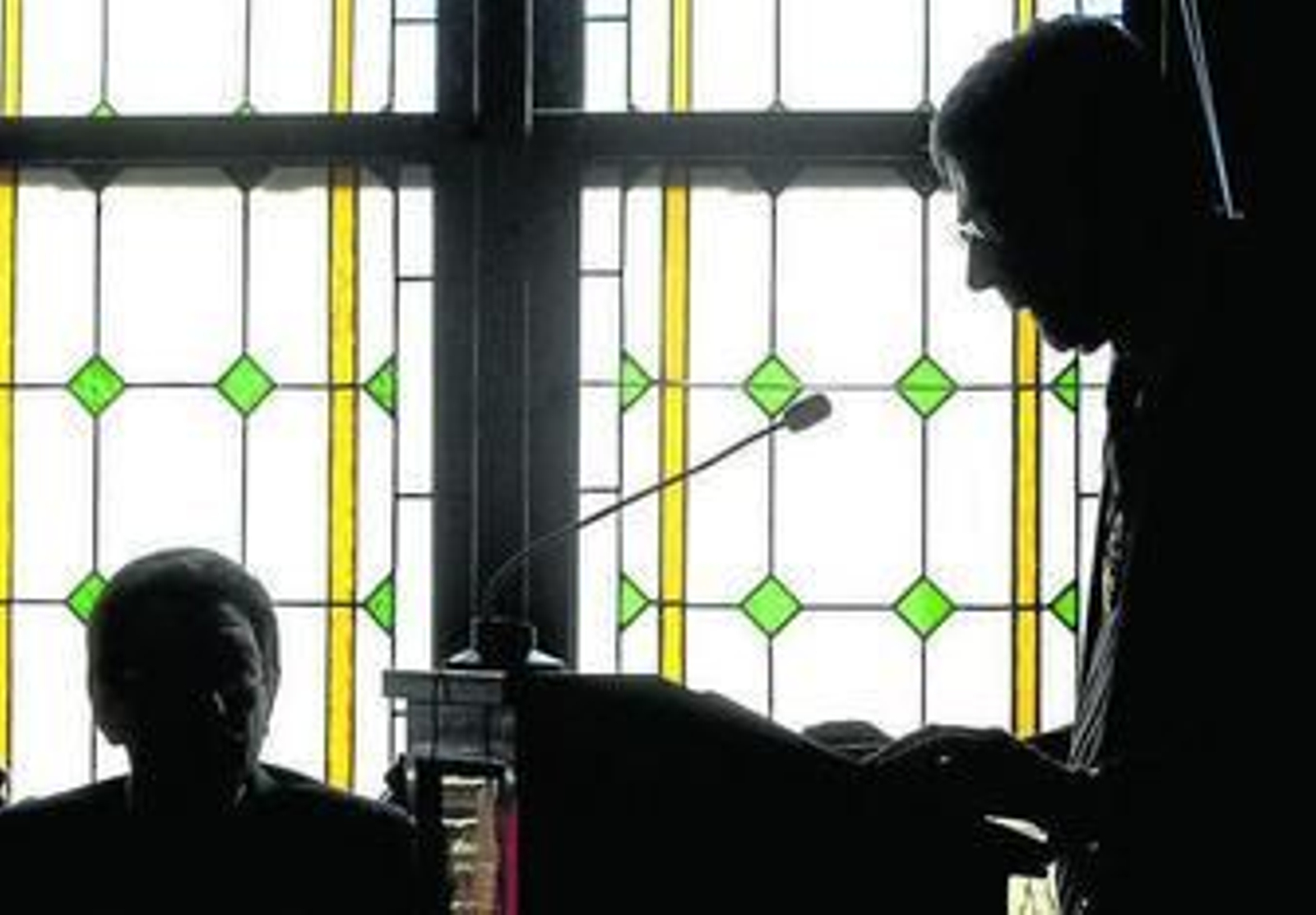 El alcalde de Algeciras, Tomás Herrera, interviene en un pleno.