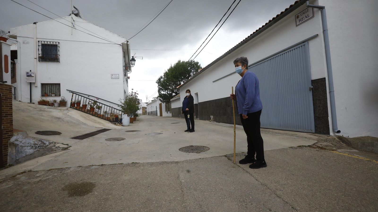 Dos vecinas de la aldea