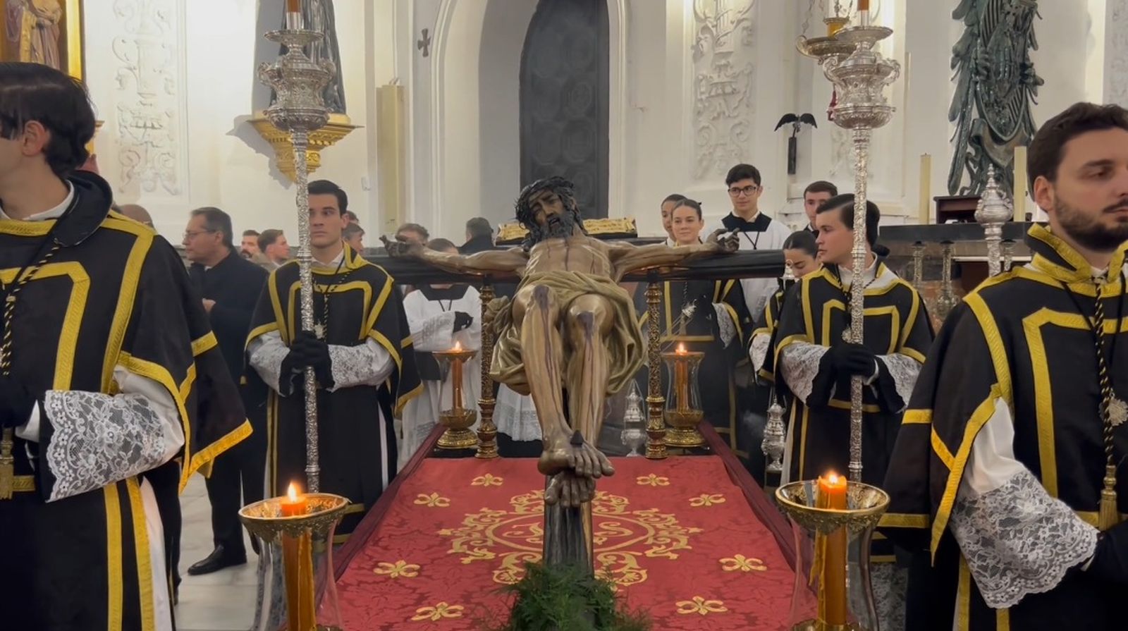 El Cristo de las Almas al término del traslado del pasado sábado