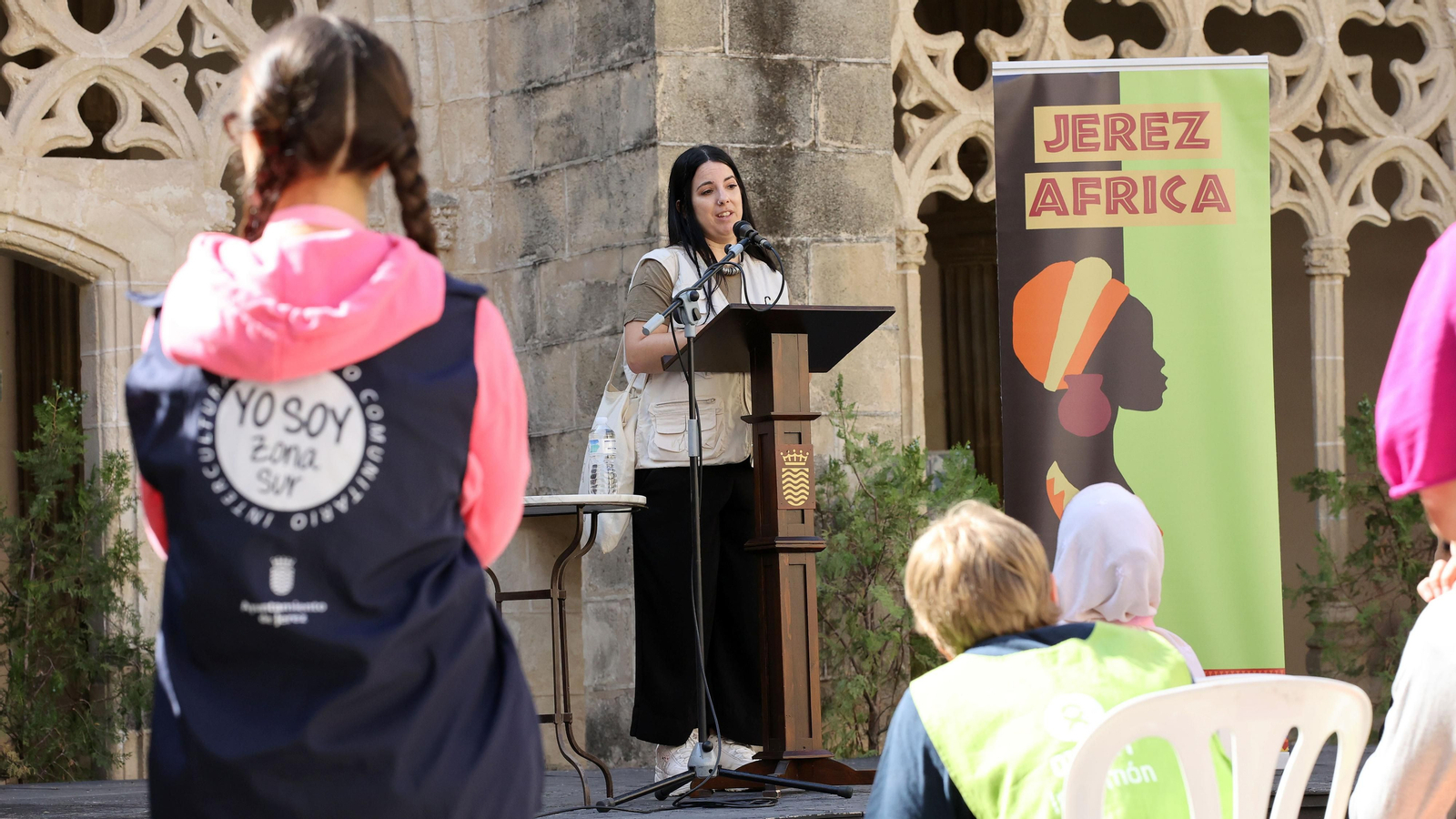 Manifiesto por el Día de África y Feria de la Diversidad en los Claustros de Santo Domingo