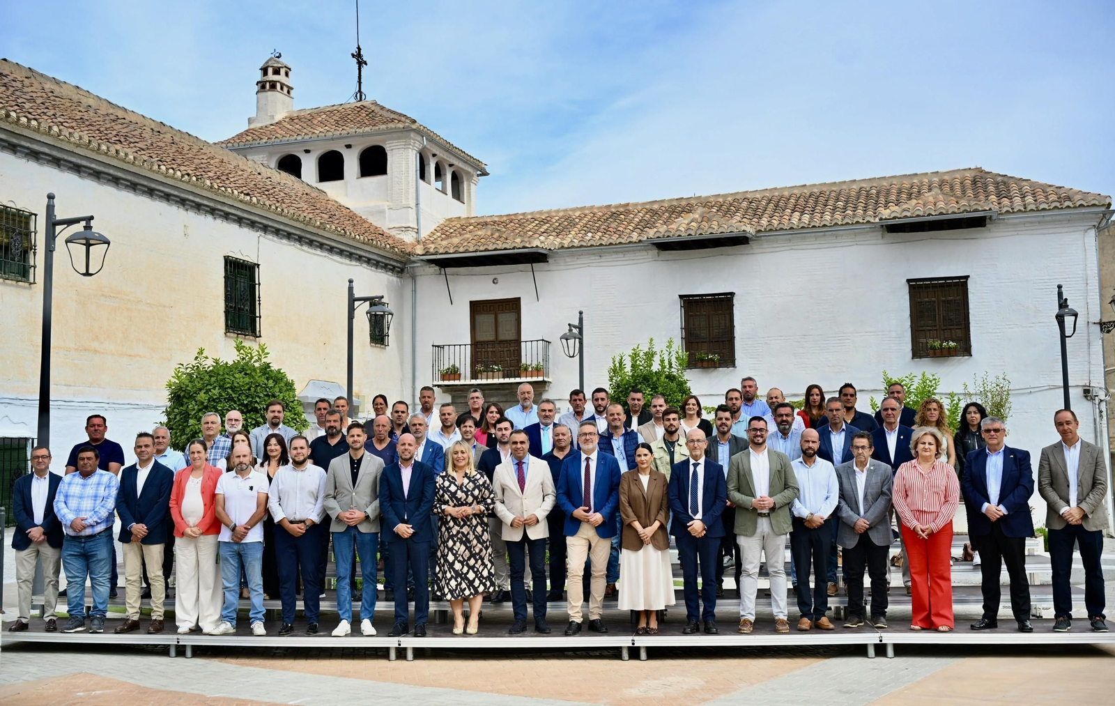 Encuentro presidido por Francis Rodriguez con representantes municipales de la provincia.