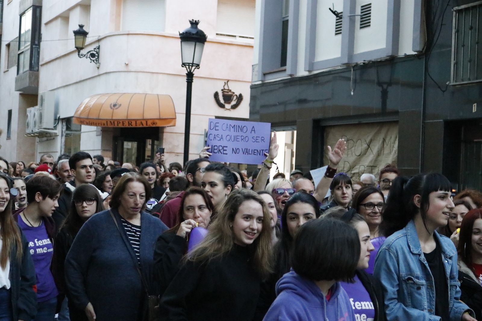 Imágenes de la manifestación por el Día de la Mujer en La Línea