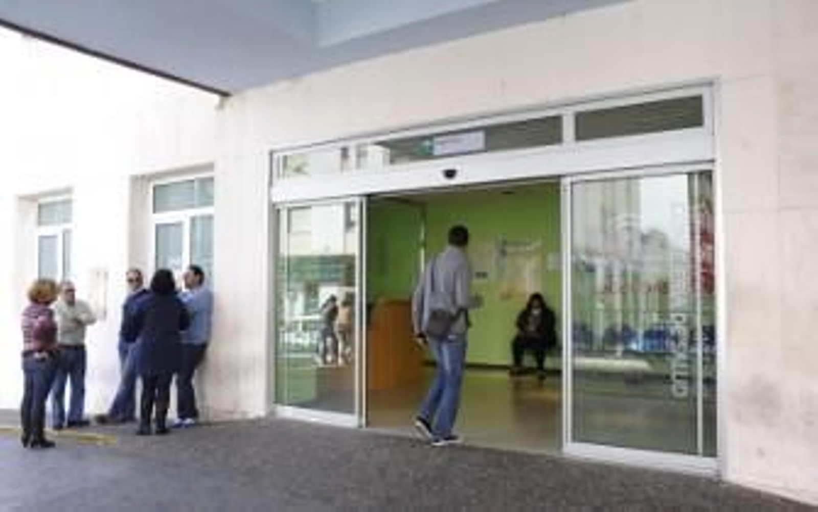 El Colegio de Médicos dice que Urgencias tiene "un problema sistémico"