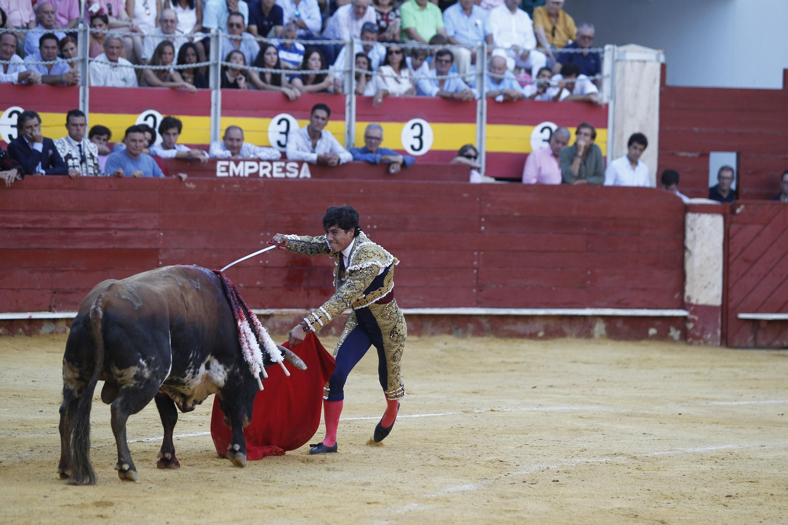 Fotogalería Primera Corrida de Toros. Feria de Almería 2019