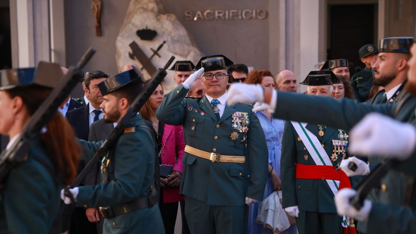El acto de conmemoración del 181 aniversario de la fundación de la Guardia Civil