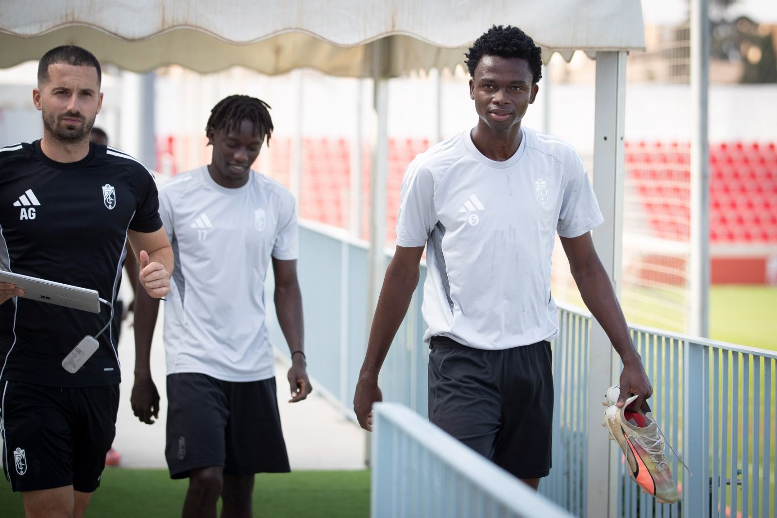 Las imágenes del entrenamiento del Granada CF