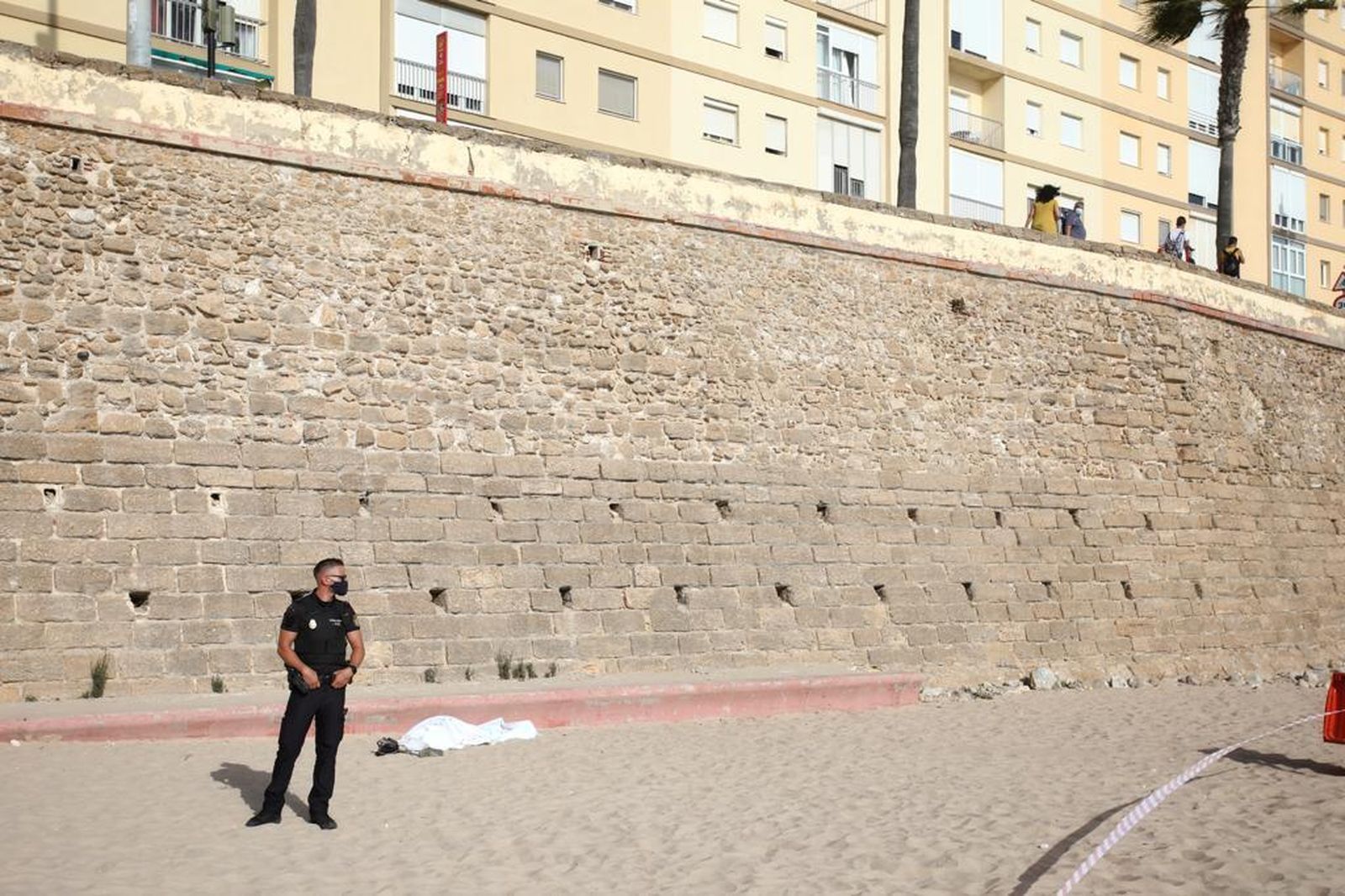 El lugar ha sido acordonado por la Policía.