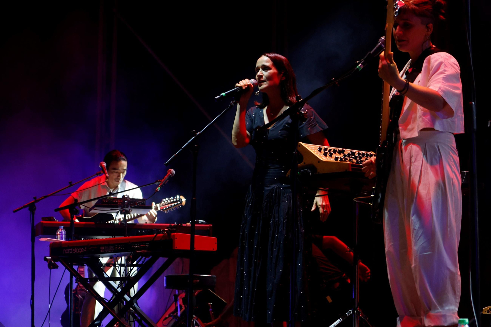 Las imágenes de los conciertos de Valeria Castro y Julieta Venegas en el Festival de la Guitarra de Córdoba