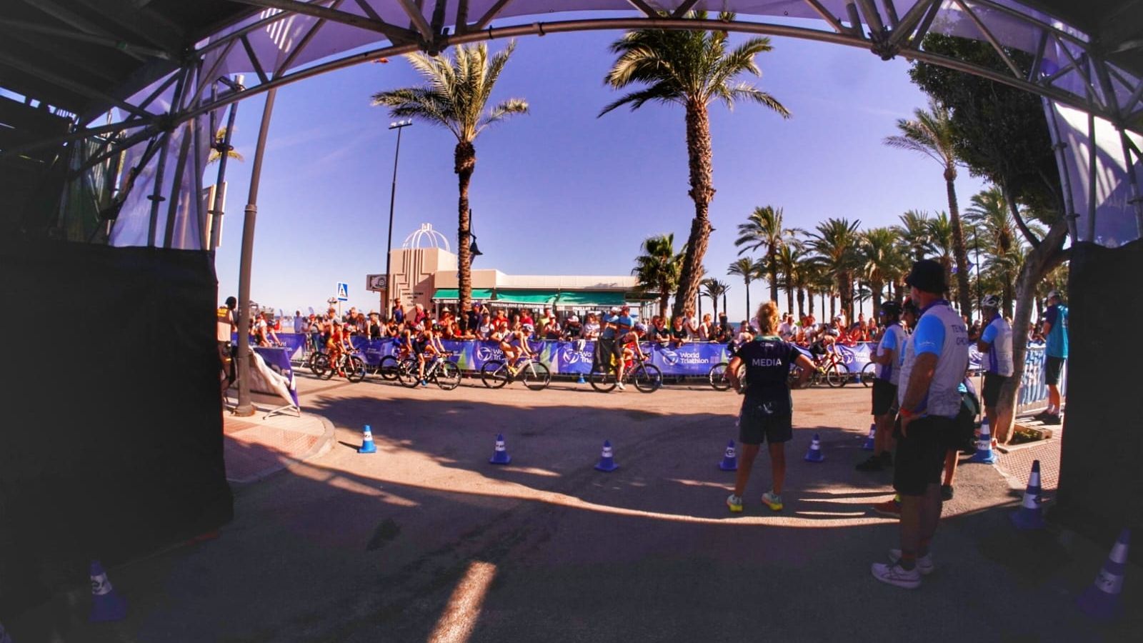 Series Mundiales de triatlón: Cassandre Beaugrand, nueva reina mundial