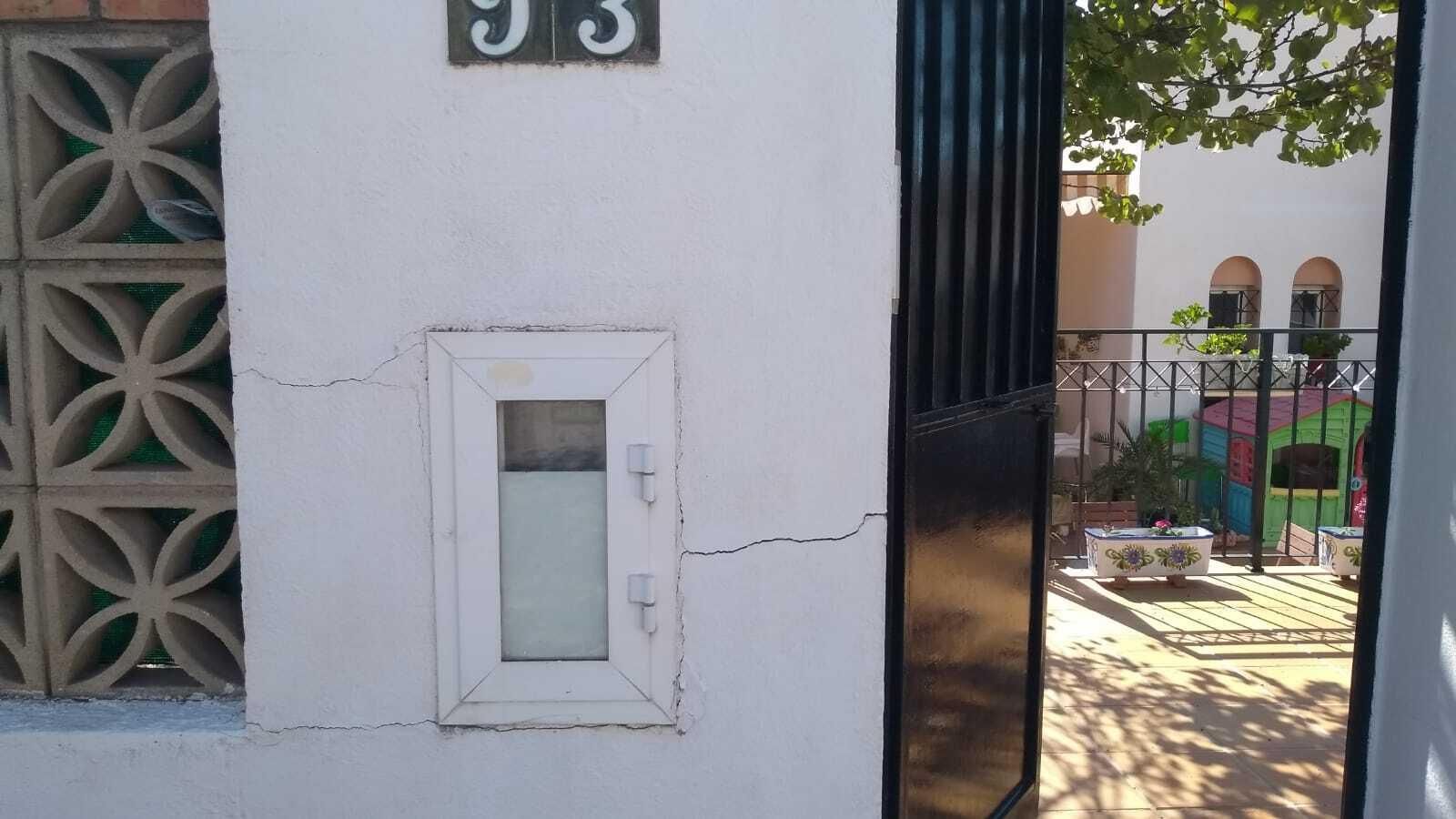 Entrada de la vivienda de Agustín y María del Pilar. Entrada de la vivienda de Agustín y María del Pilar.