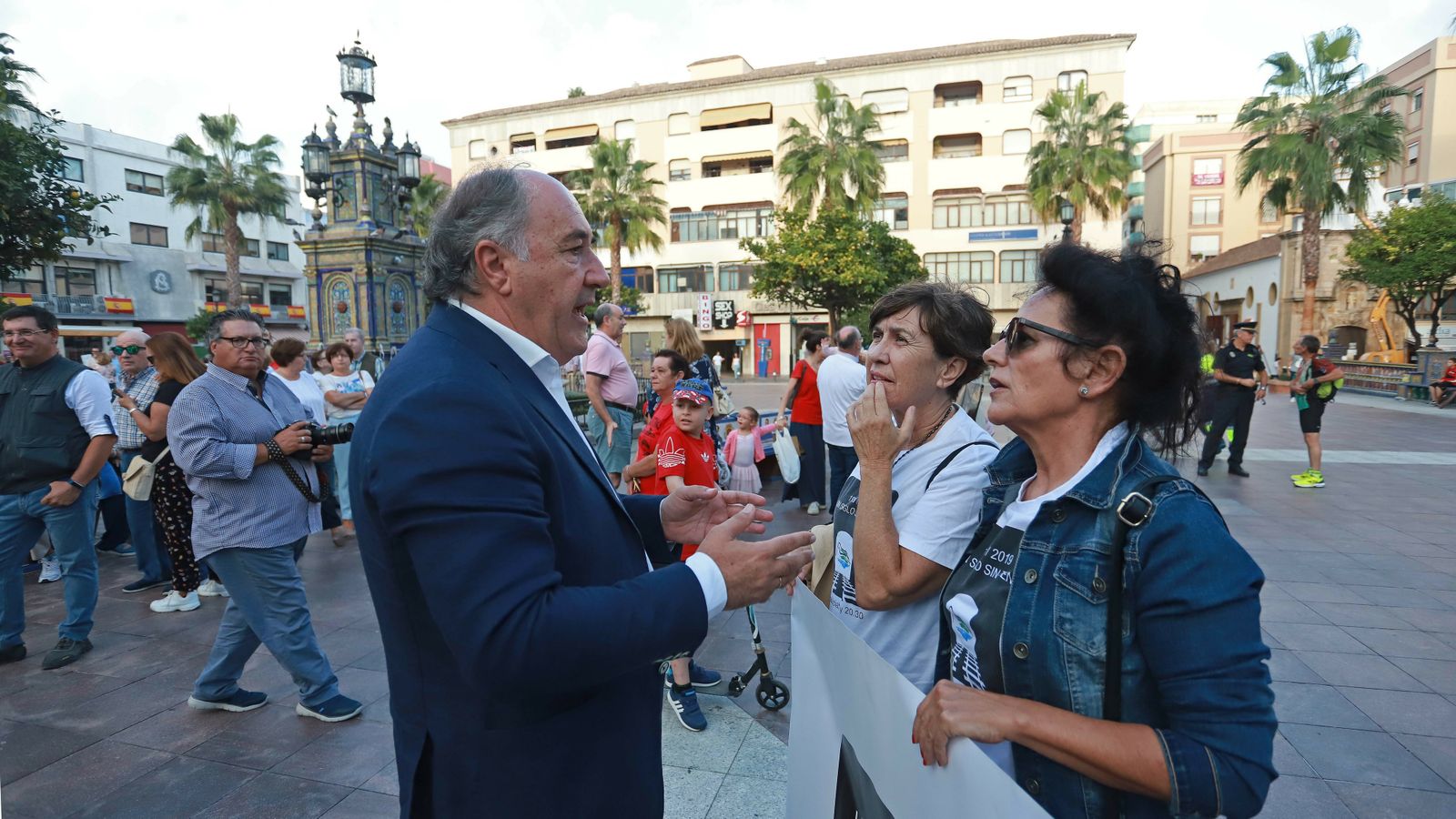 Las mejores fotos de la manifestación por el tren en el Campo de Gibraltar
