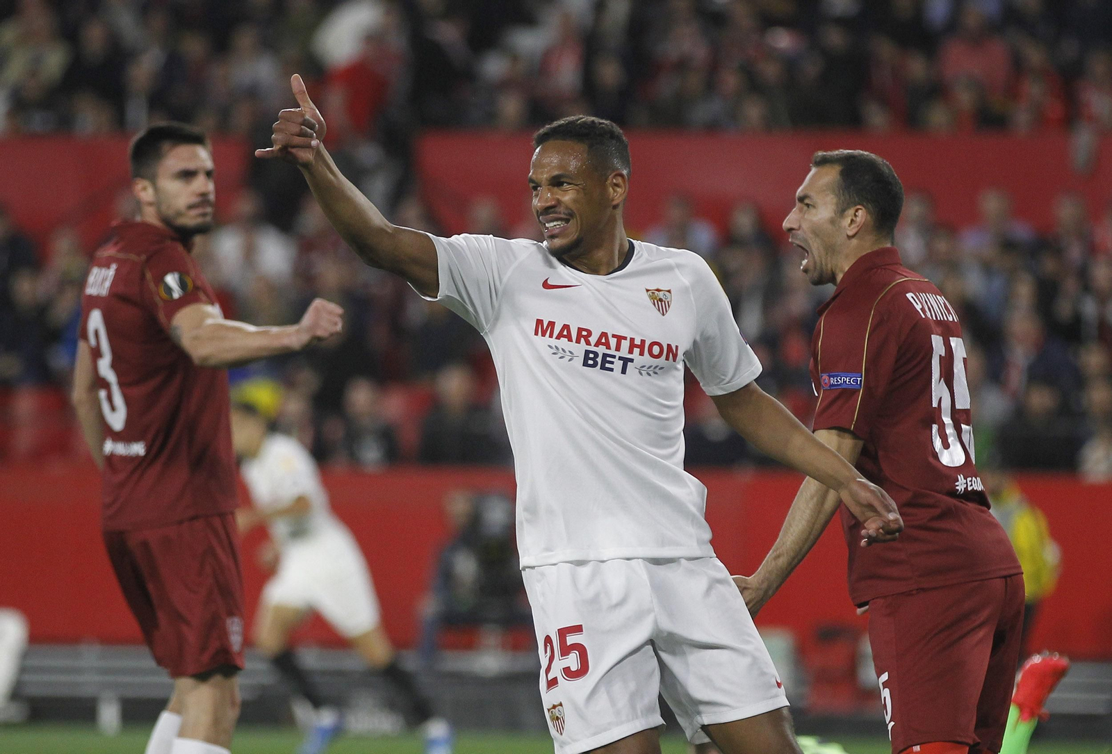 Las imágenes del Sevilla FC- CFR Cluj