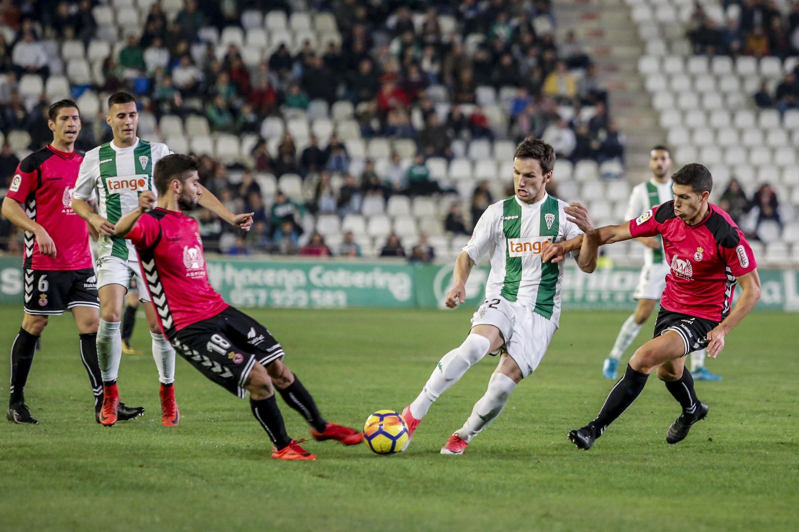 El Córdoba CF-Cultural Leonesa, en imágenes