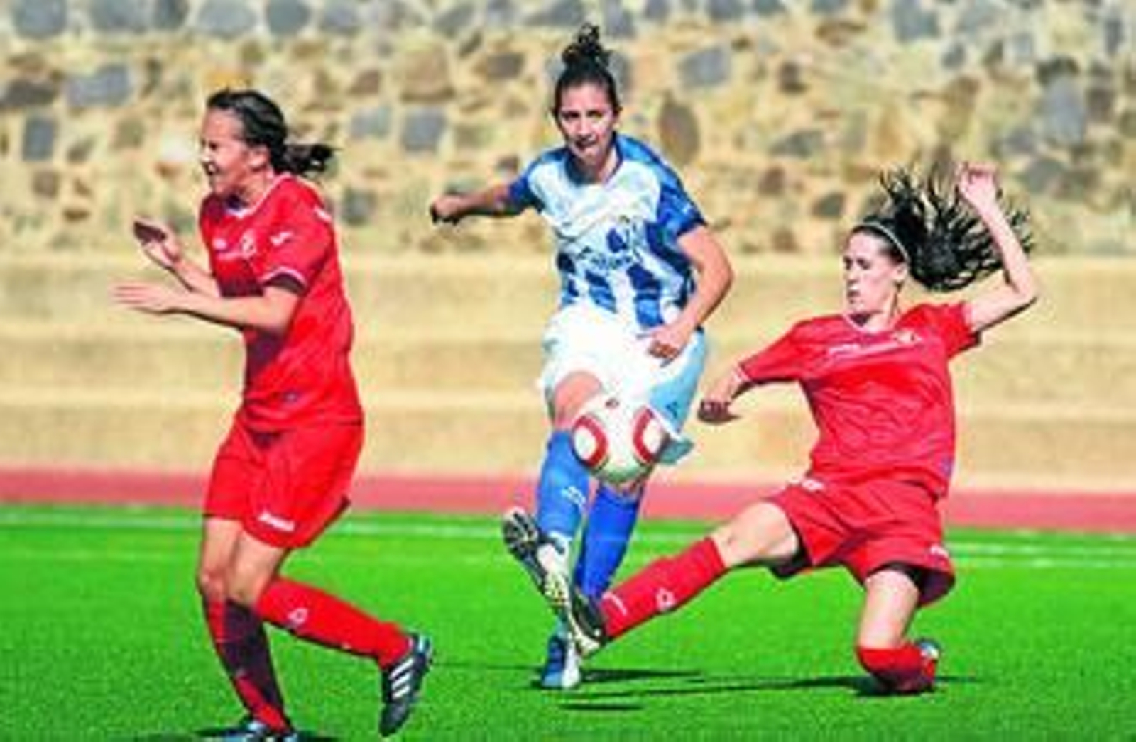 Las onubenses deben luchar ahora por un puesto en la Copa.
