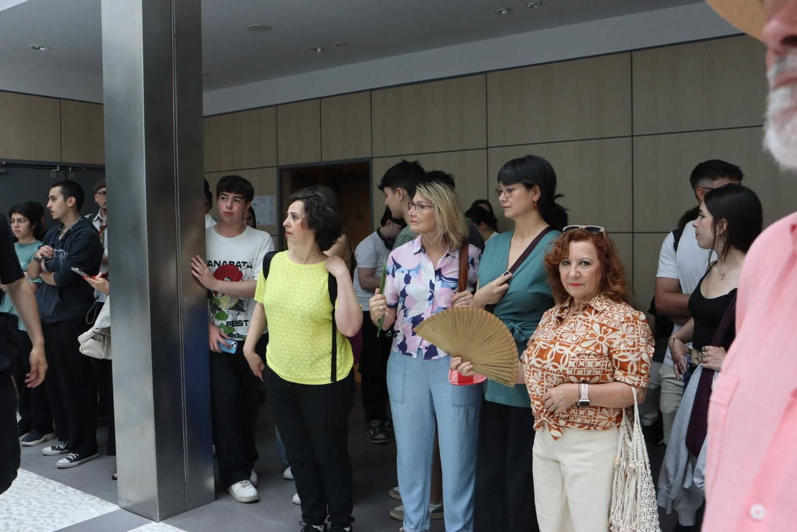 Los alumnos de las escuelas Mateo Inurria y Dionisio Ortiz exponen sus obras, en imágenes