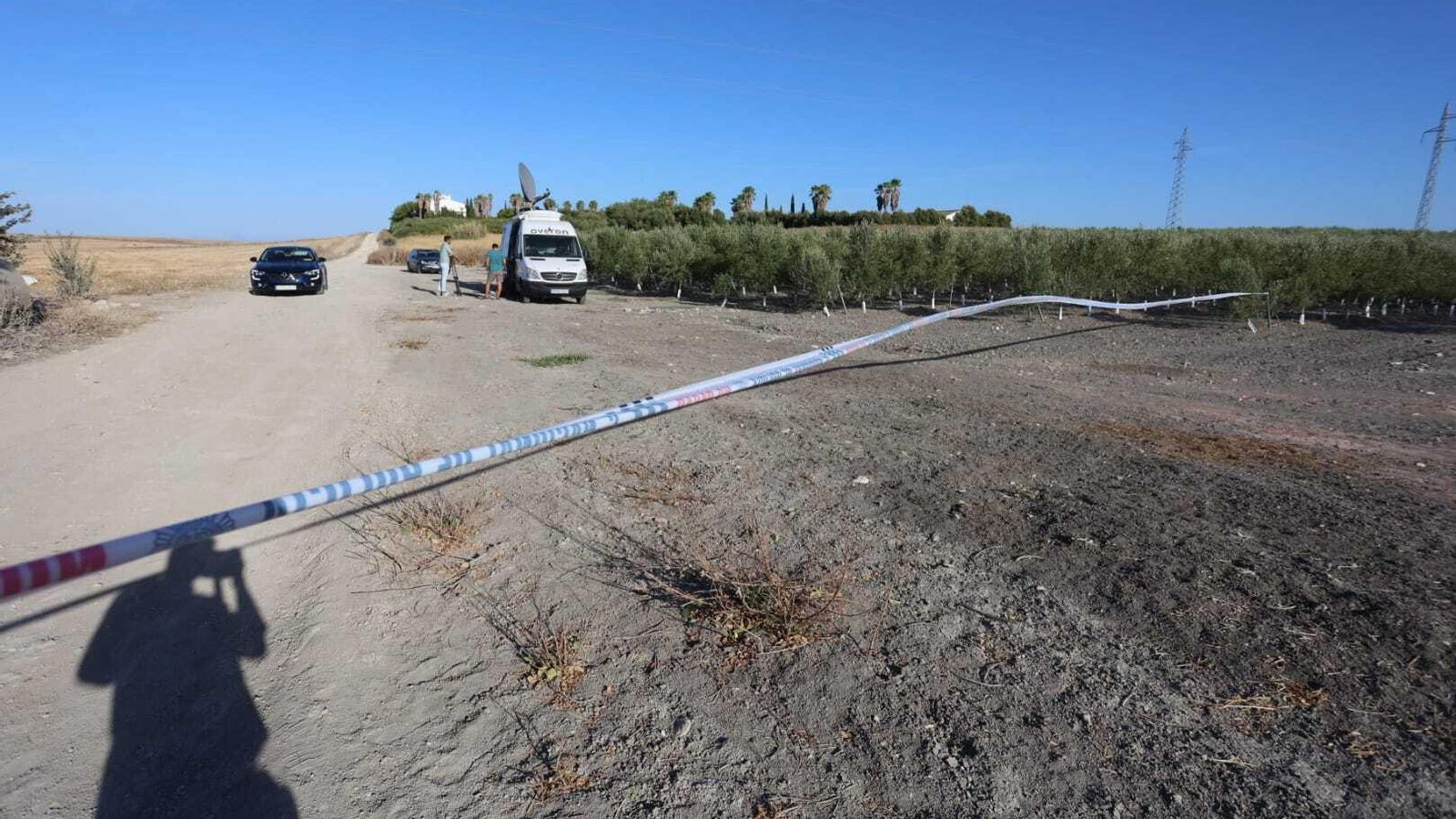 El pozo se encuentra próximo al Cortijo de Ducha.