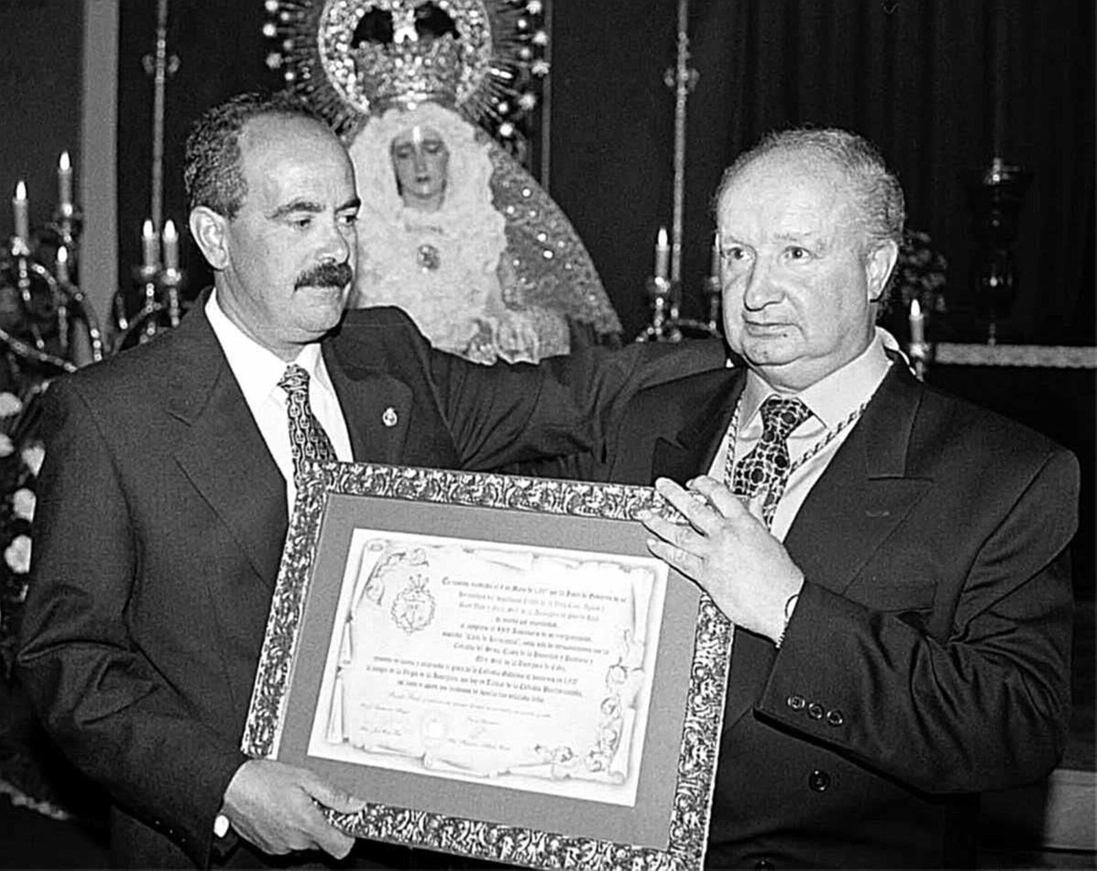 1998. Hermanamiento de Vera Cuz y Humildad y Paciencia de Cádiz.