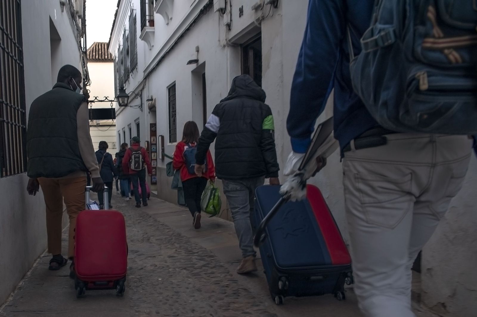 Personas refugiadas a su llegada a Córdoba.