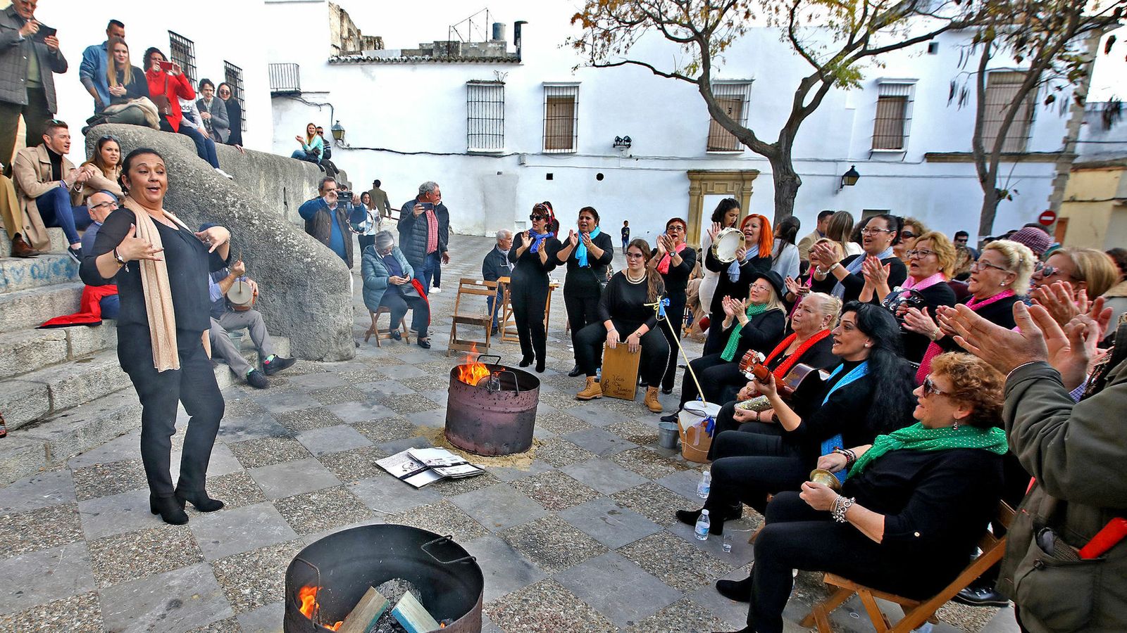 Zambomba en la plaza de San Lucas, el pasado 6 de diciembre.