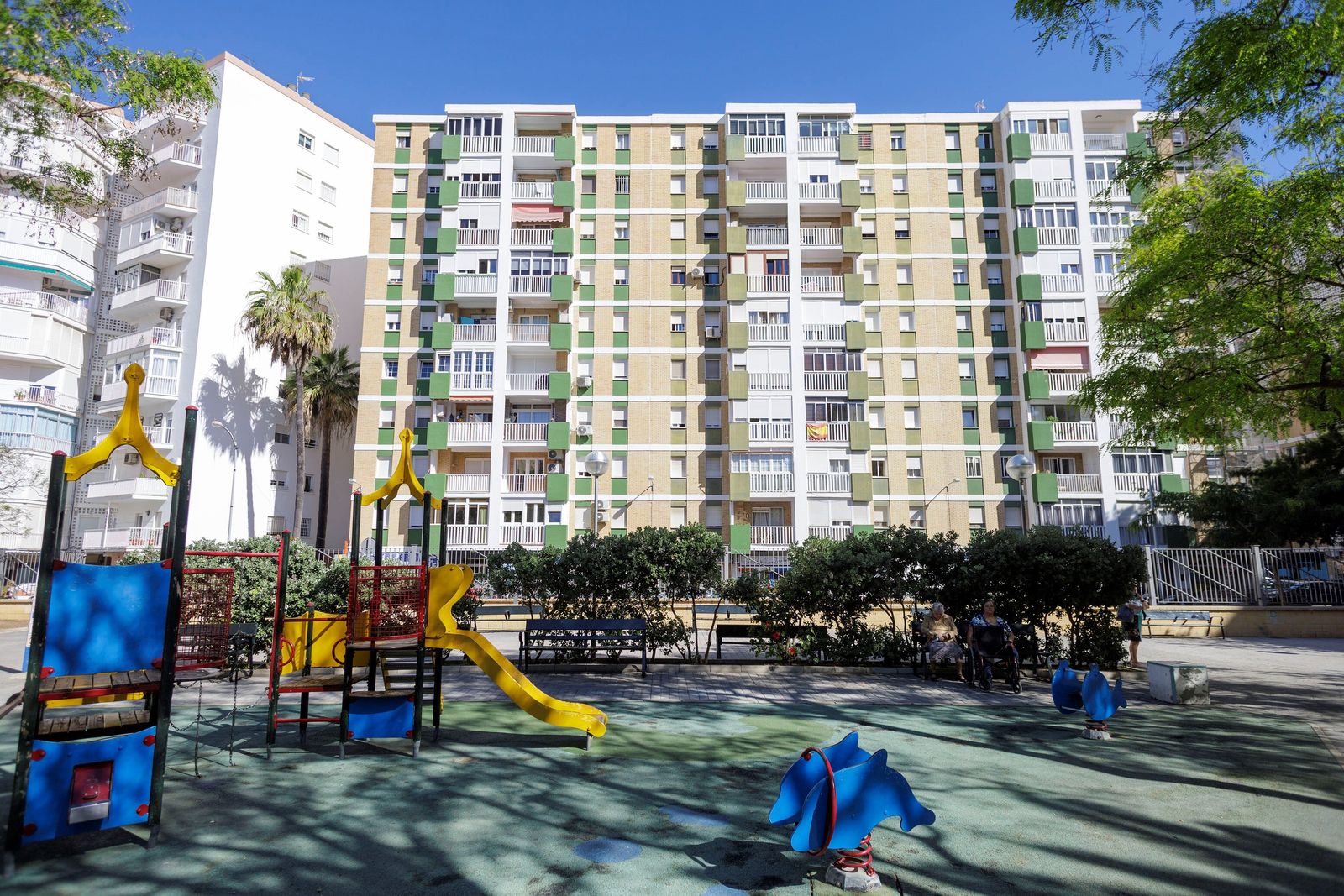 Imagen de un parque infantil del barrio de La Laguna