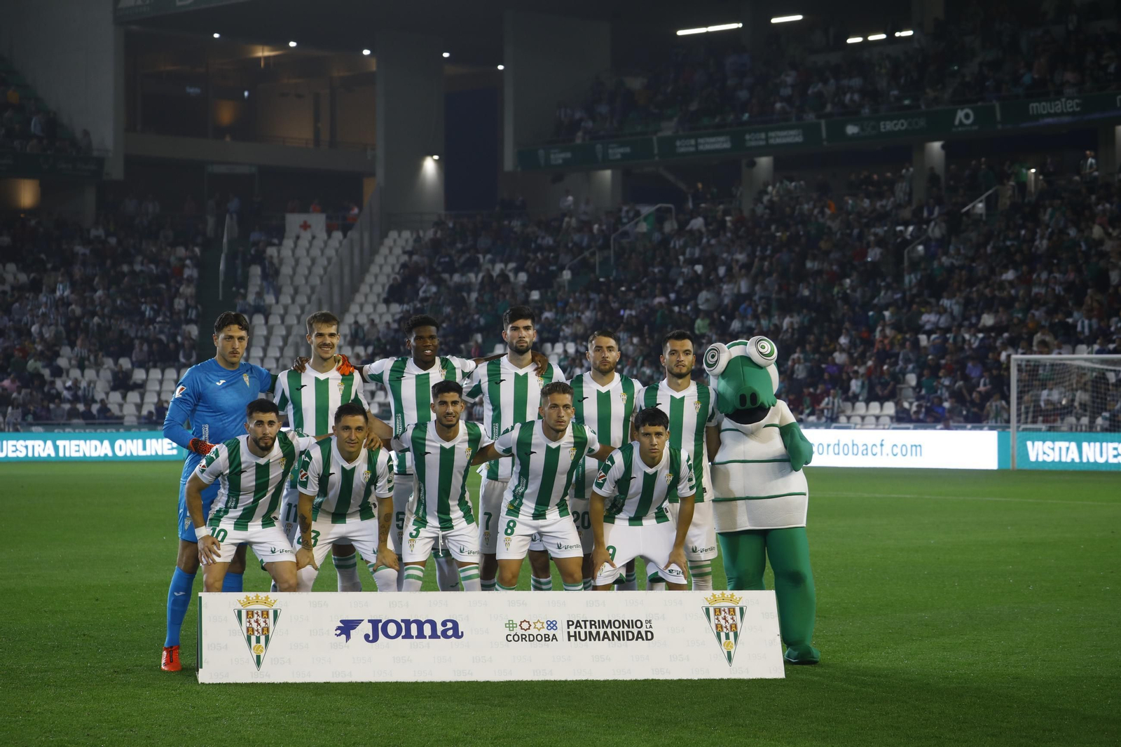 Las mejores fotos del ambiente en el Córdoba CF - Zaragoza en El Arcángel