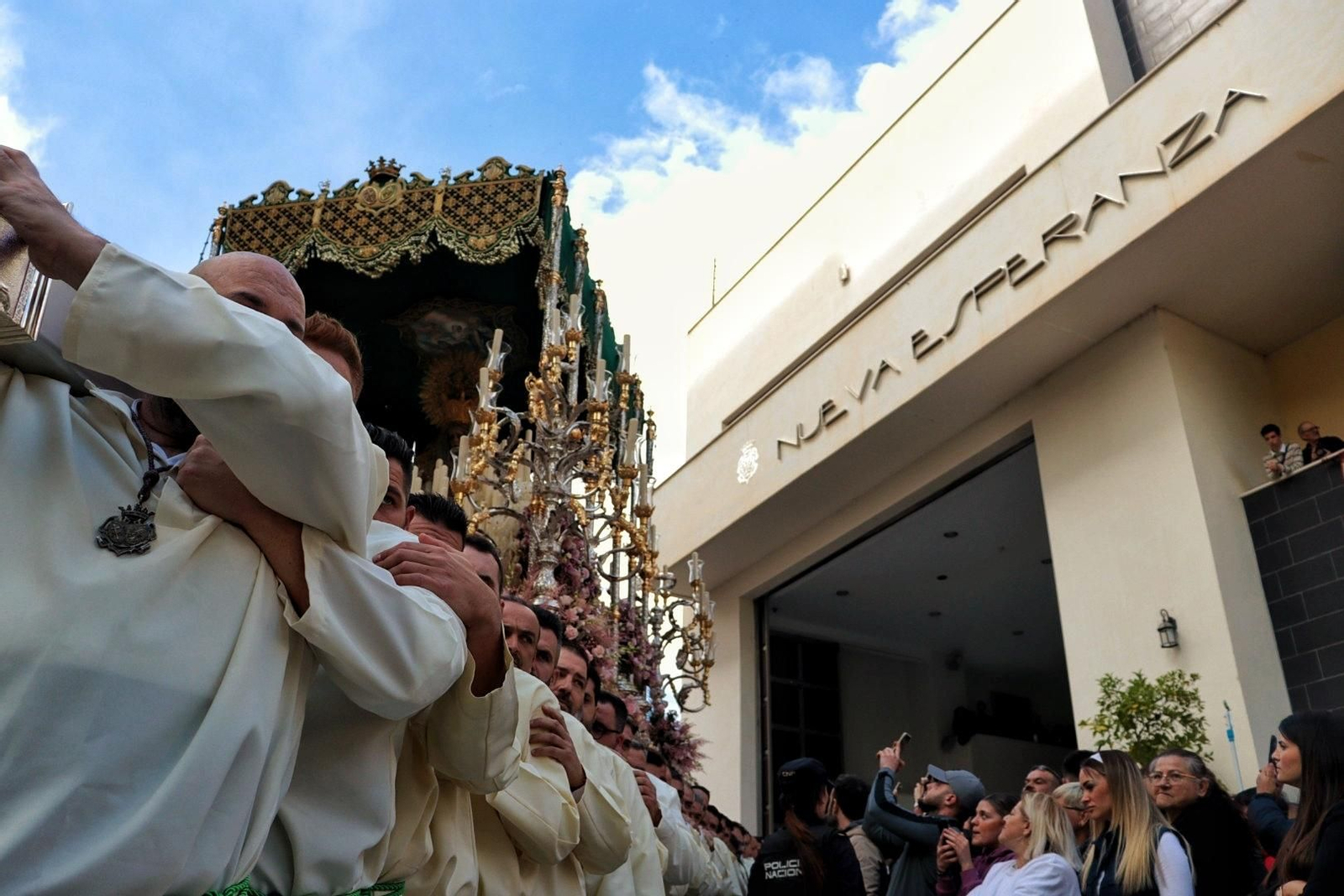 Las fotos de Nueva Esperanza en el Martes Santo en Málaga